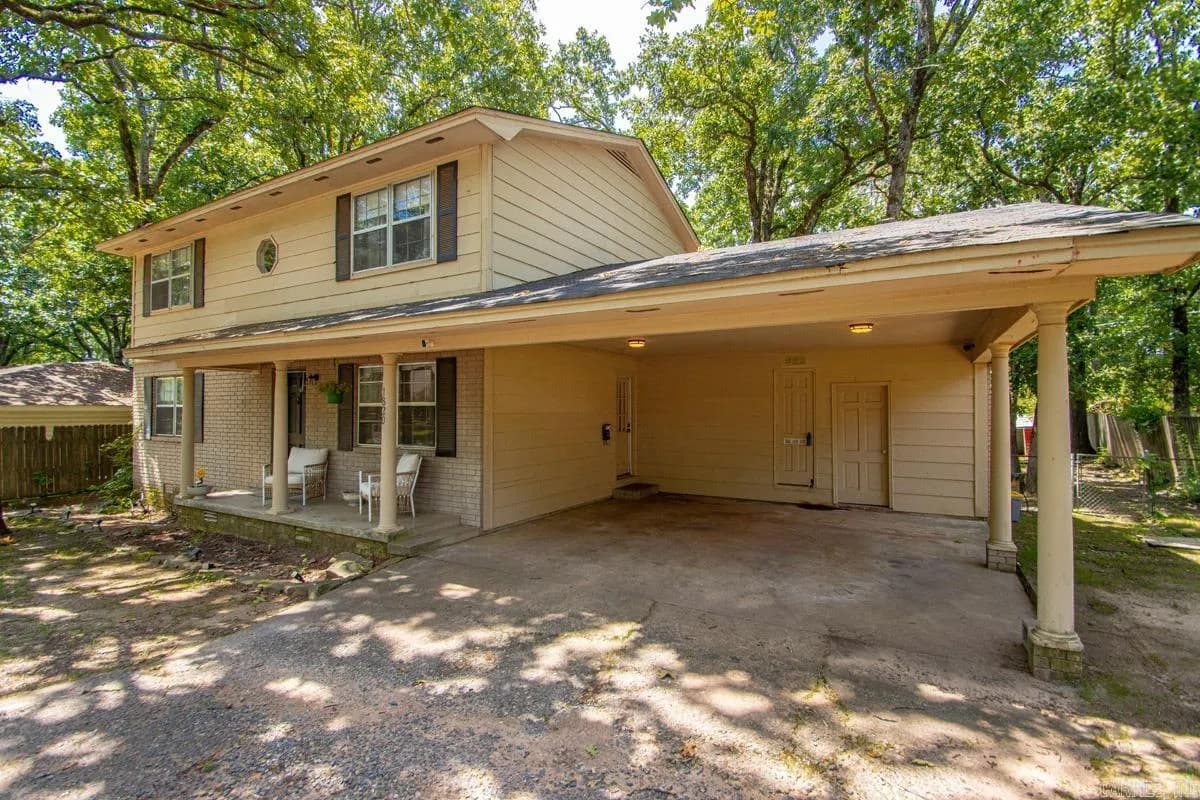 Property at 1820  Aztec - Image 32
