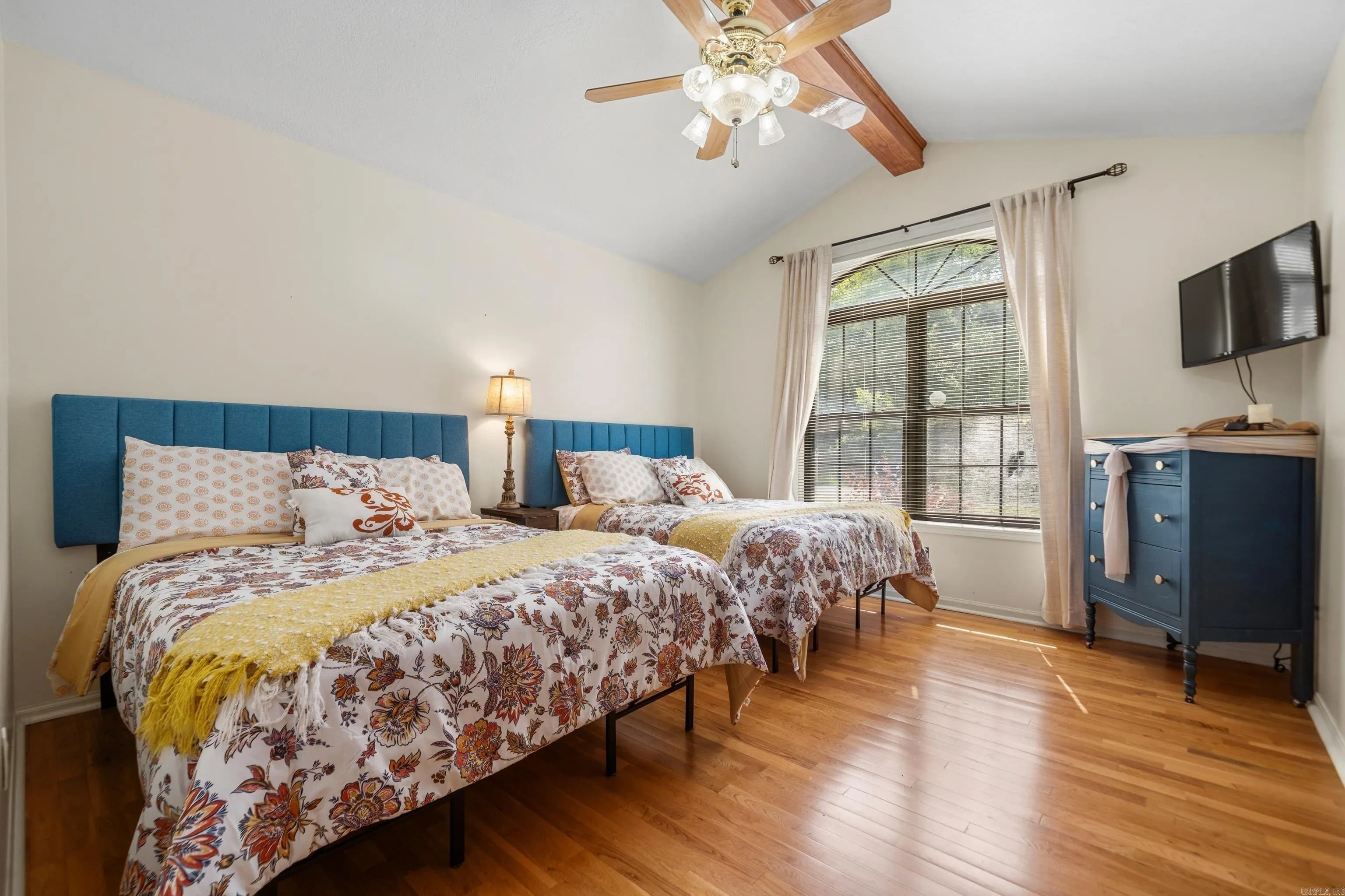 Property at 447  Long beach - Image 19