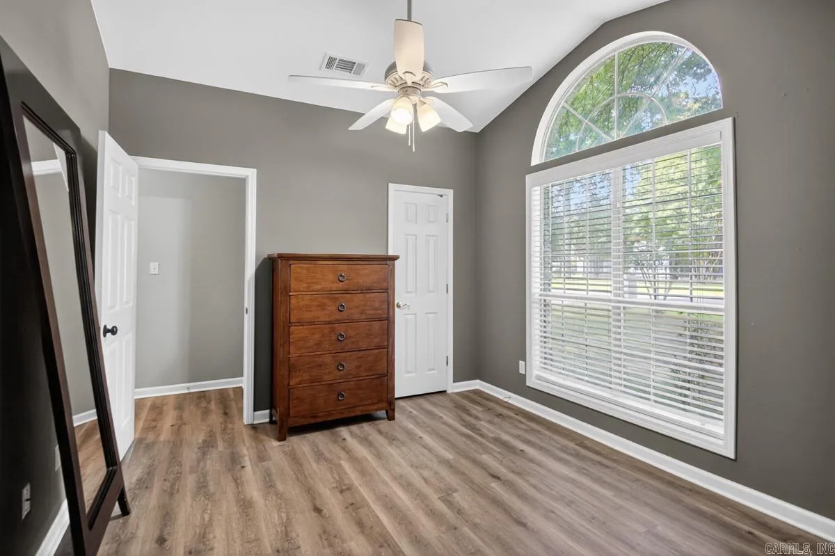 Property at 404  Galina - Image 32
