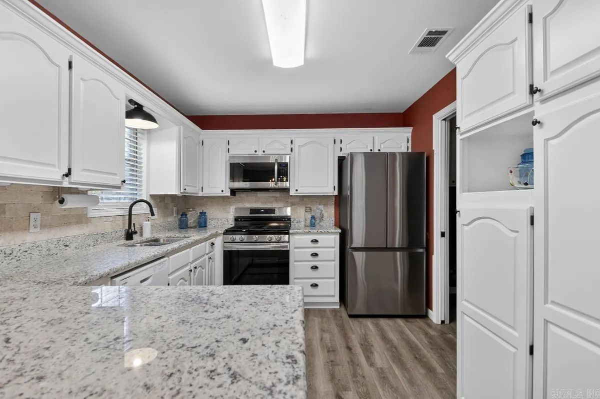 Property at 404  Galina - Image 24