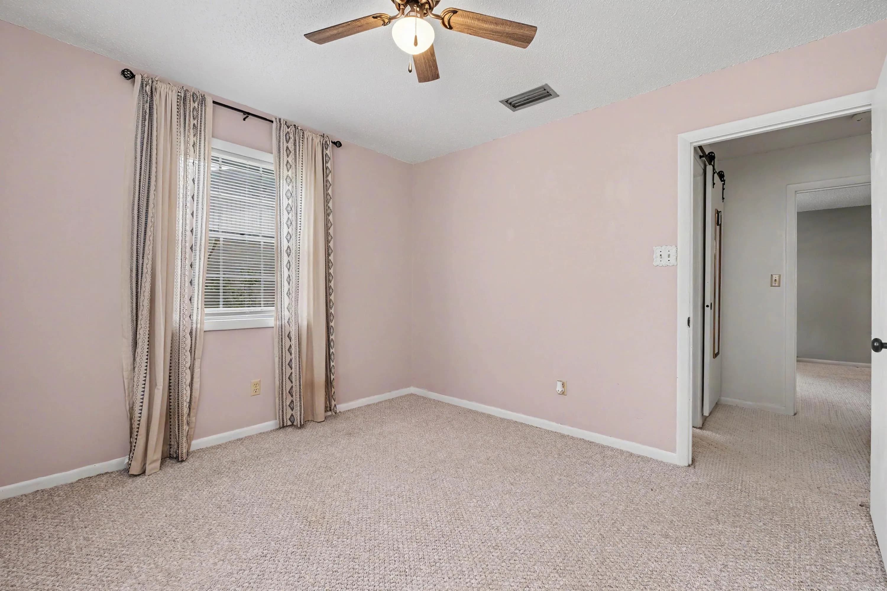 Property at 2838  Sylvia - Image 22