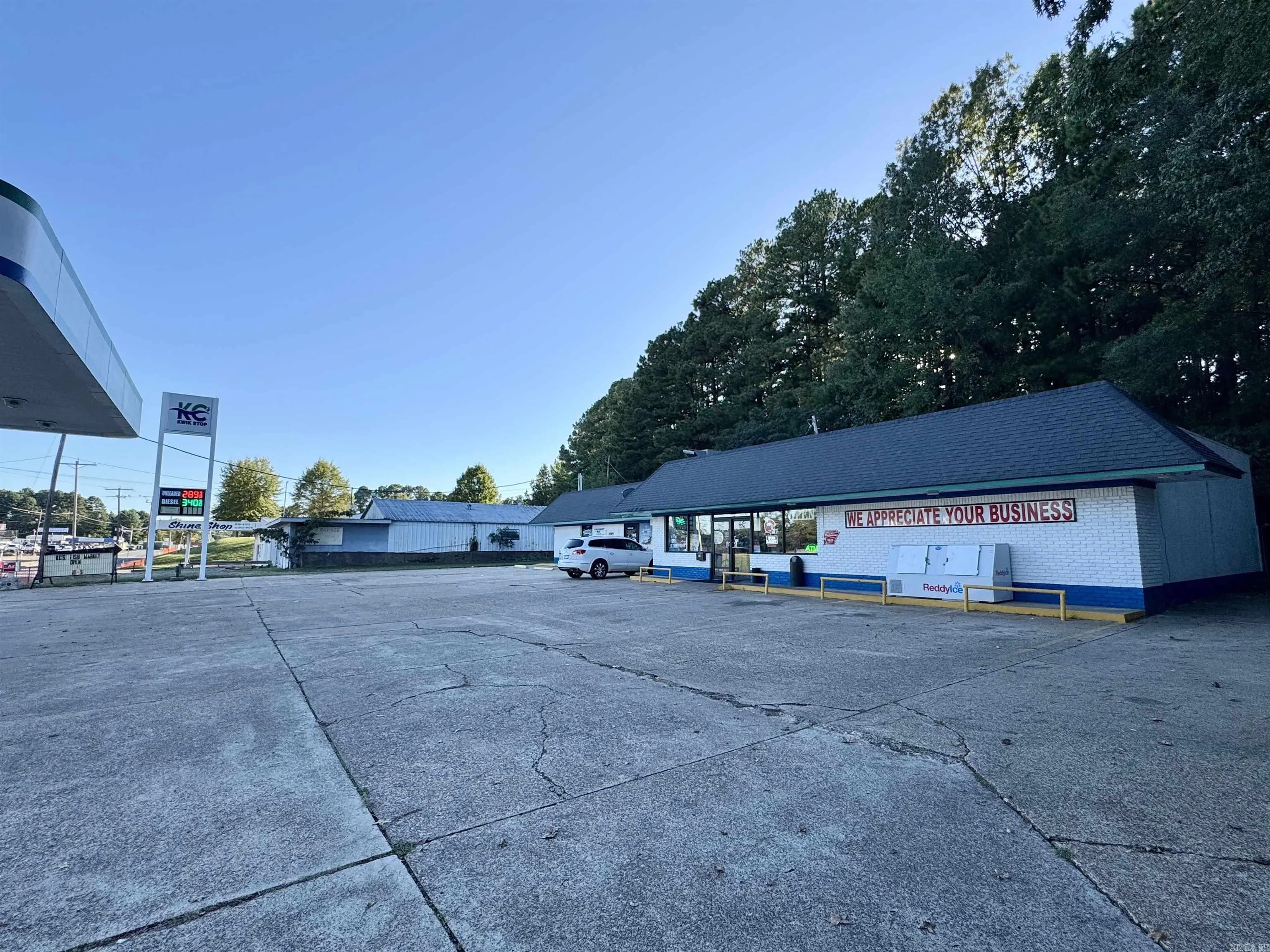 Property at 510  California ave - Image 1