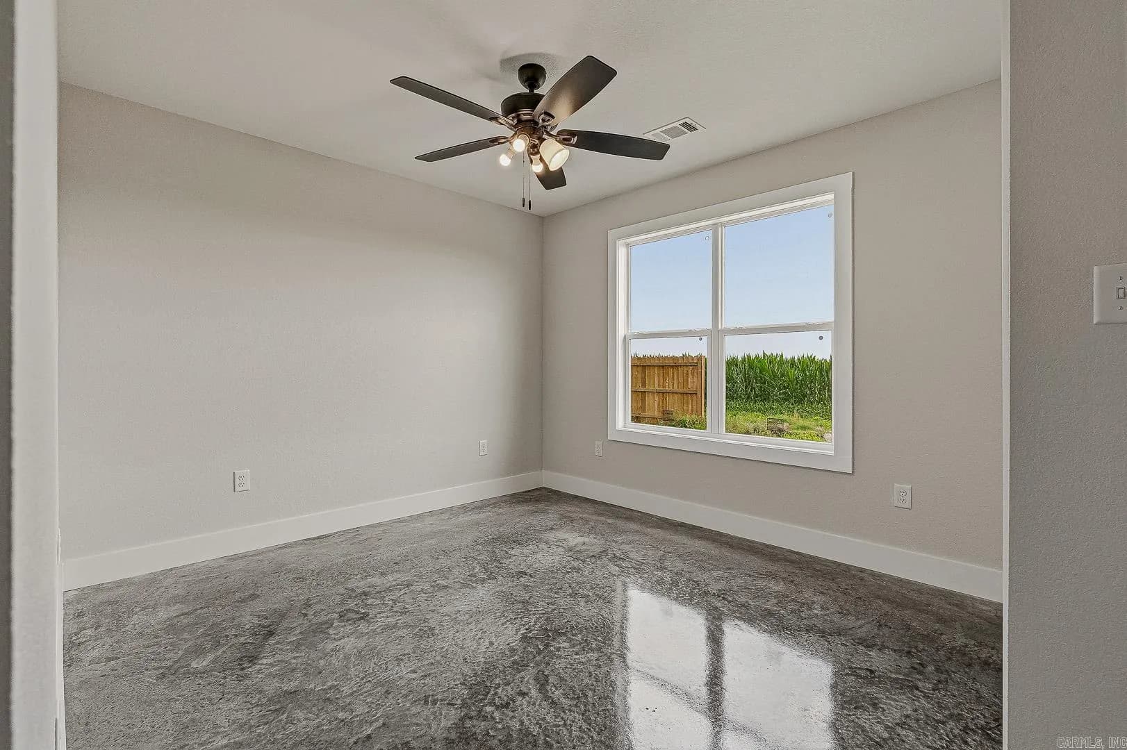 Property at 1009  Sixth - Image 11