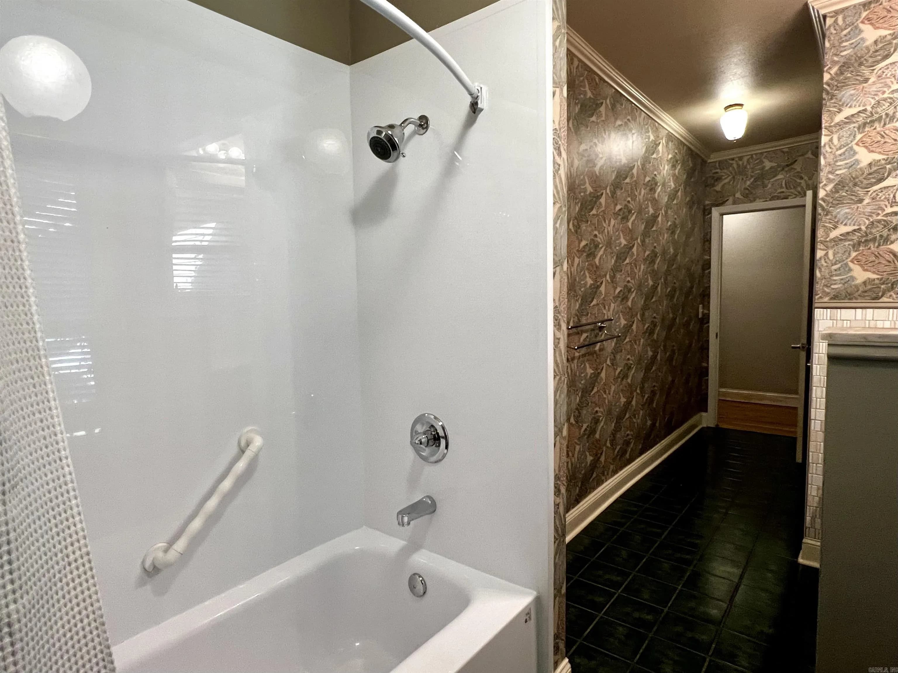Property at 1804  Westgate - Image 35