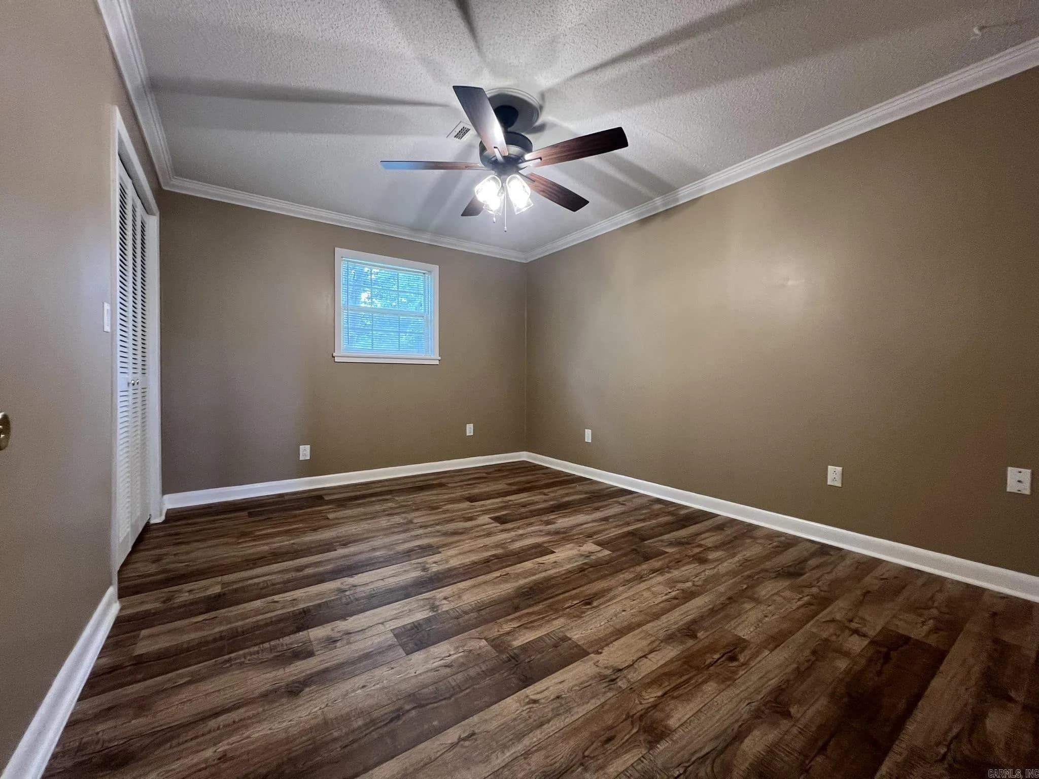 Property at 306 S Tilden - Image 25