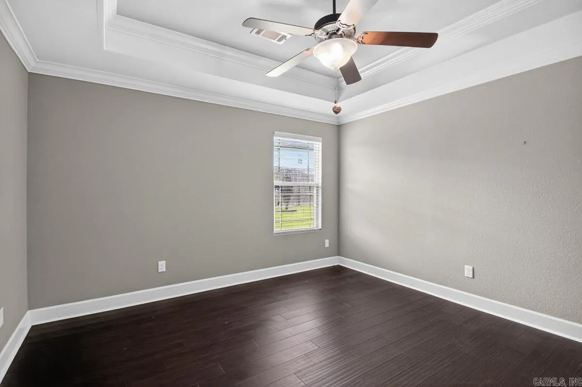 Property at 608  Surrey - Image 19