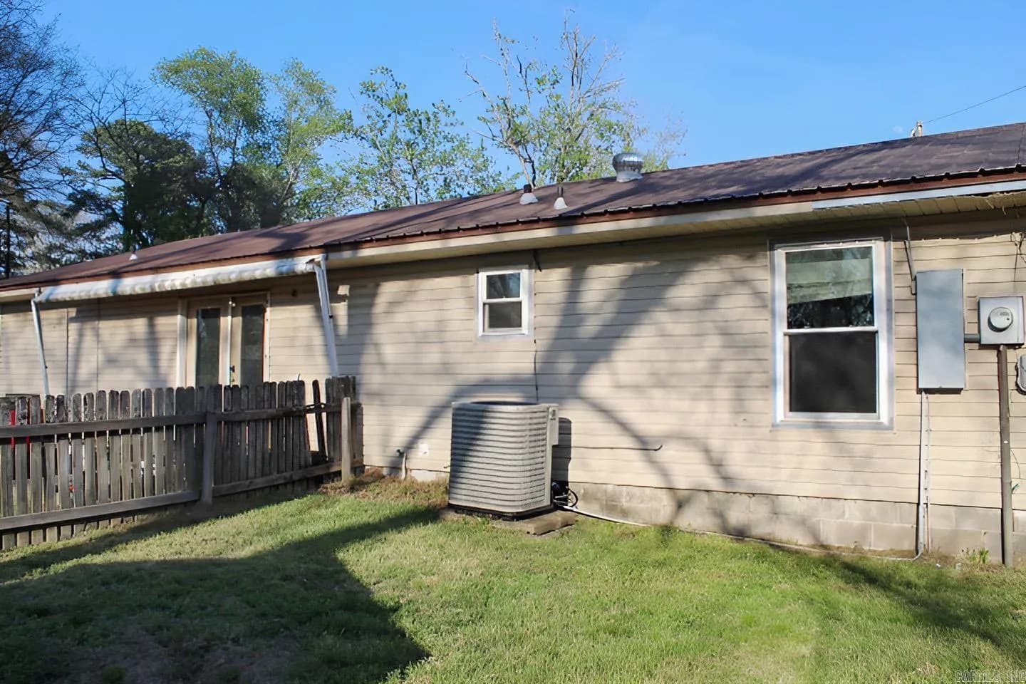 Property at 130  Karen - Image 2