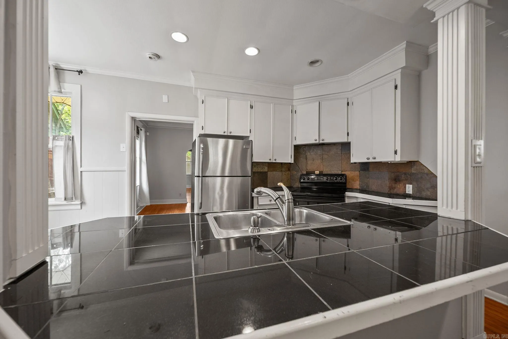Property at 5110  Lee - Image 26