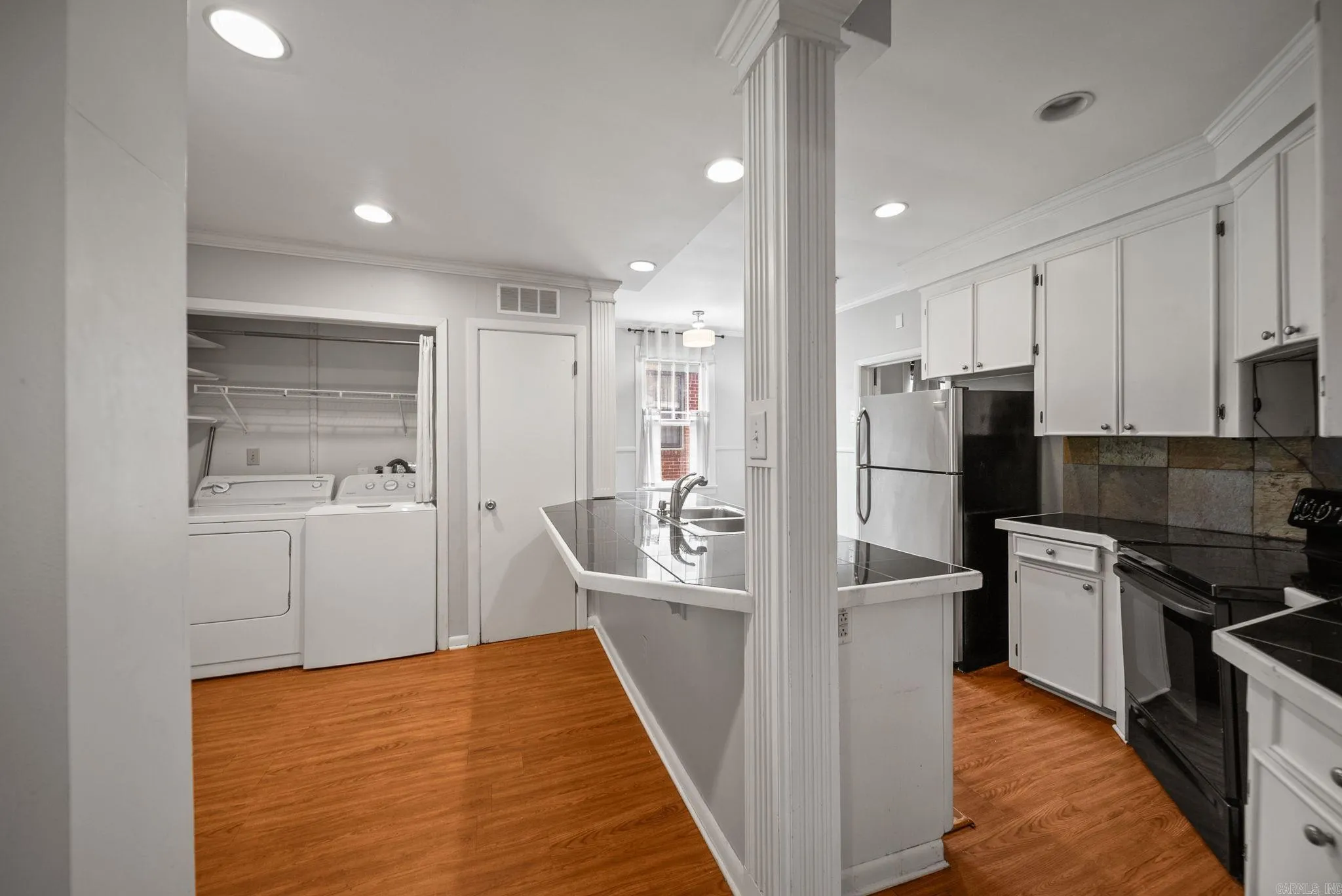 Property at 5110  Lee - Image 24