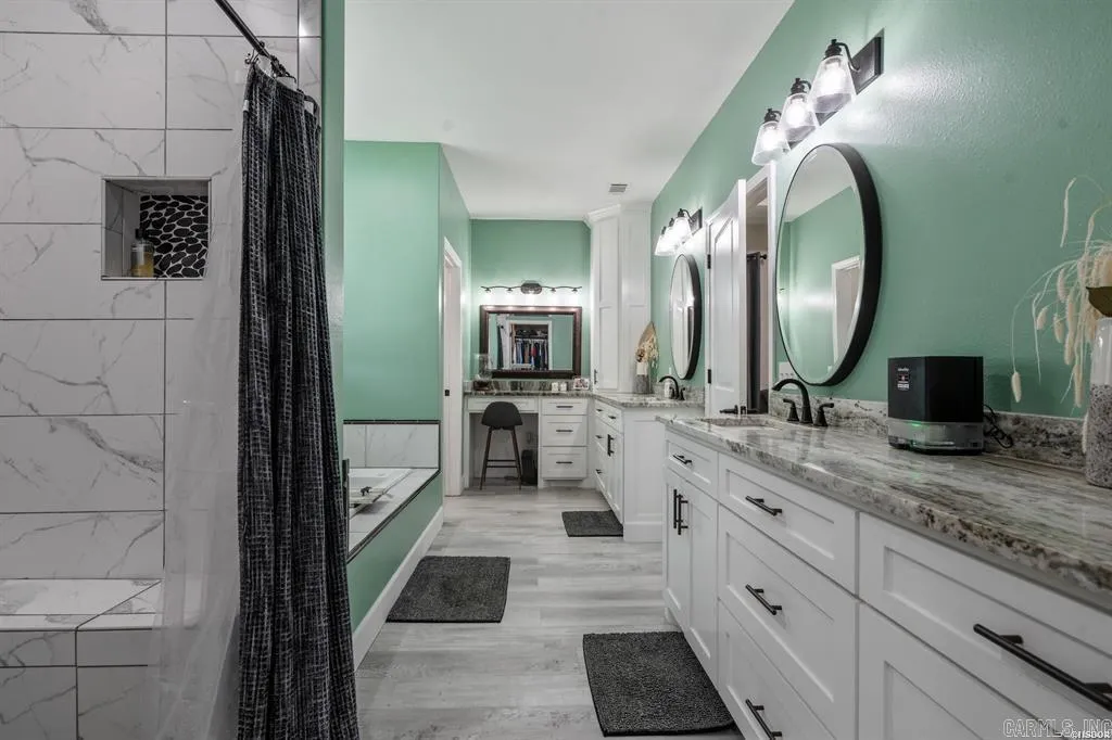 Property at 164  Windsong bay - Image 31