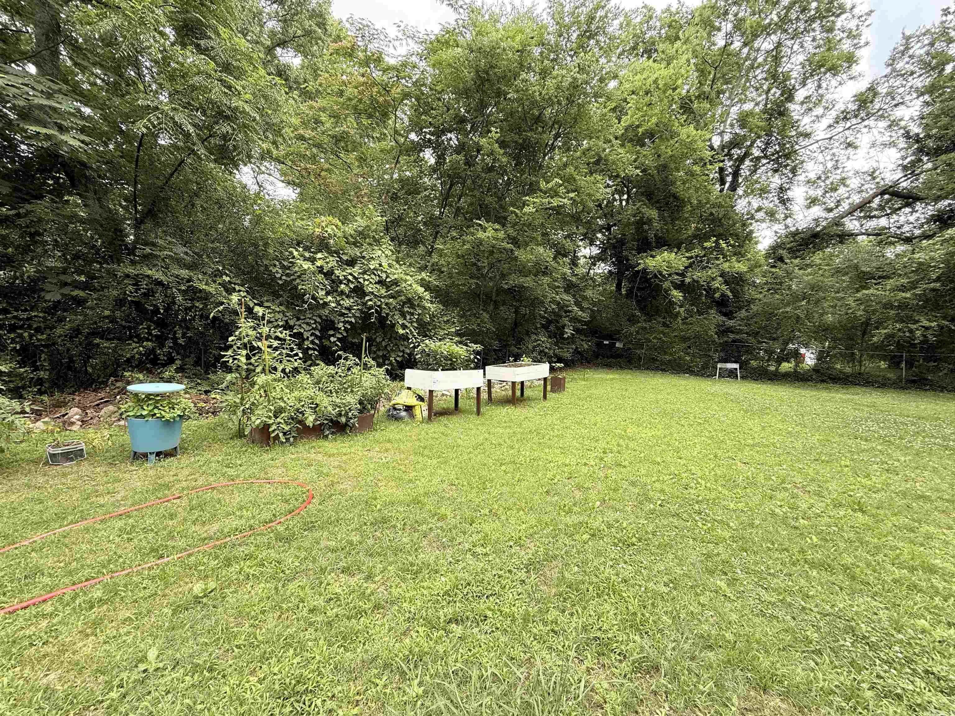 Property at 518  Laser - Image 8
