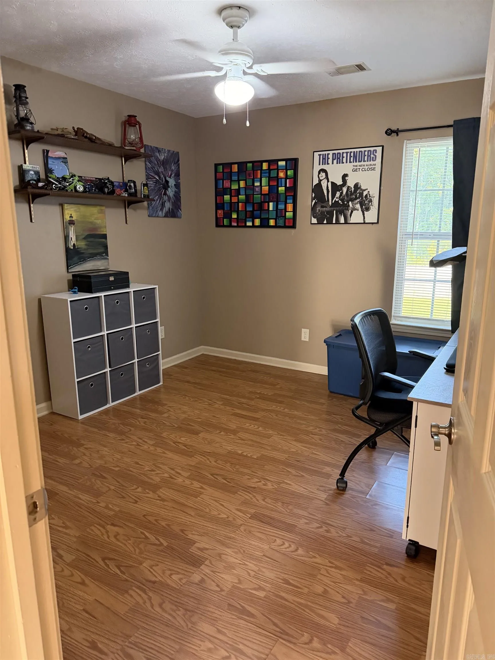 Property at 131  Weathering - Image 8