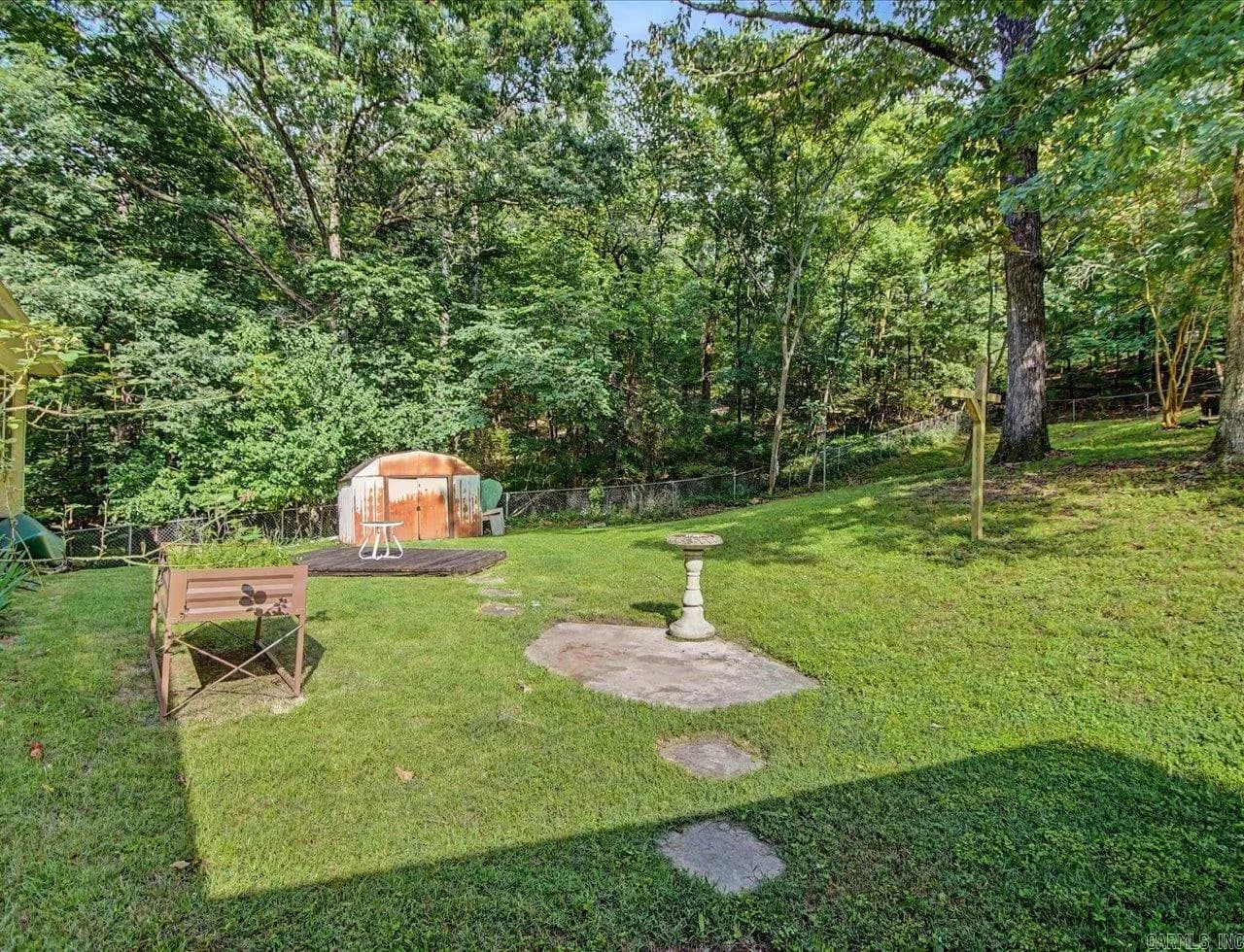 Property at 213  Curbstone - Image 27