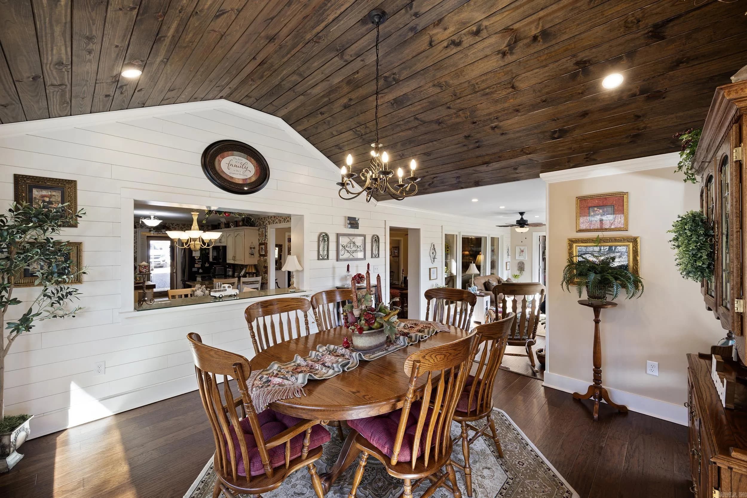 Property at 11414  Mundo - Image 19