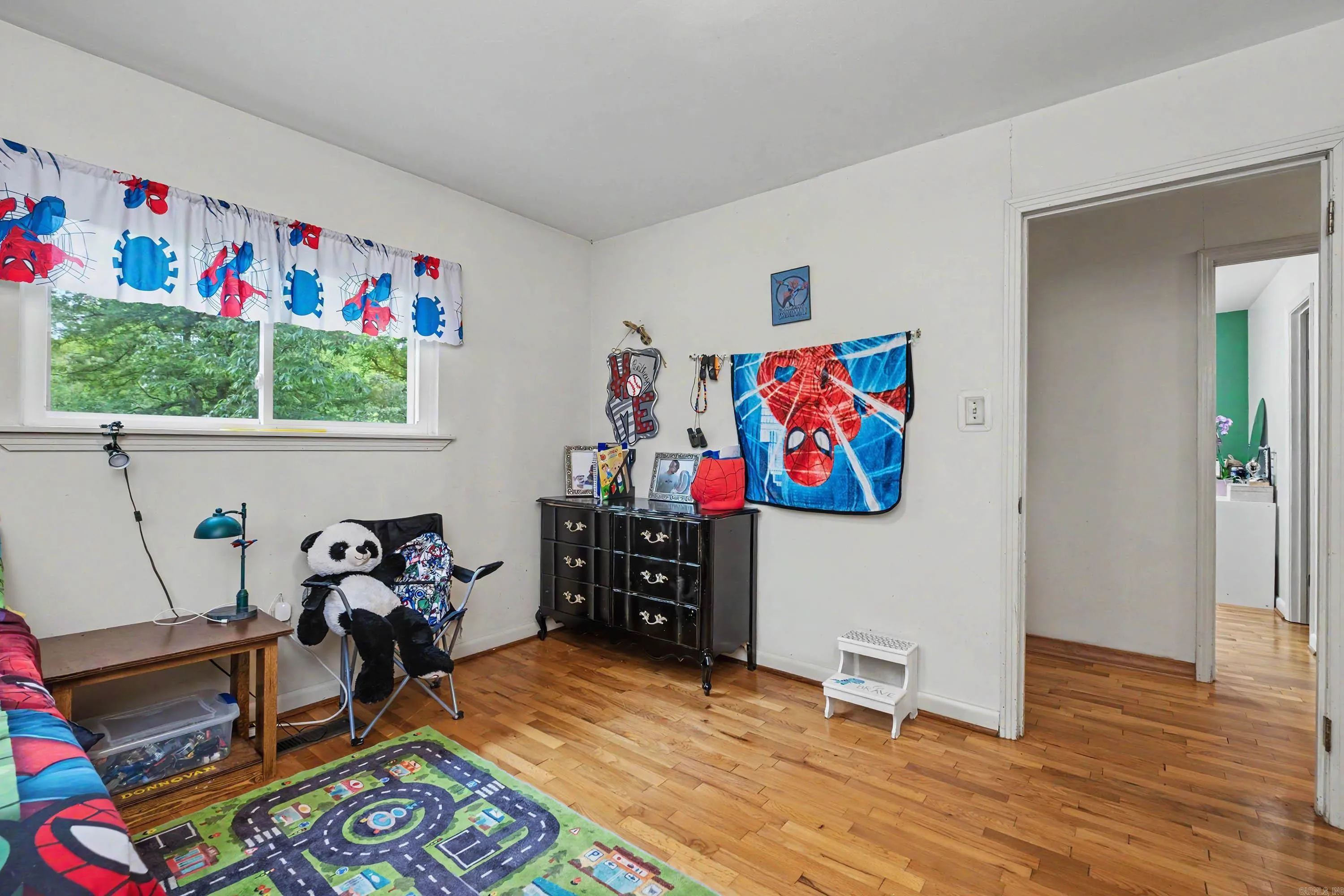 Property at 622  Sherris - Image 24