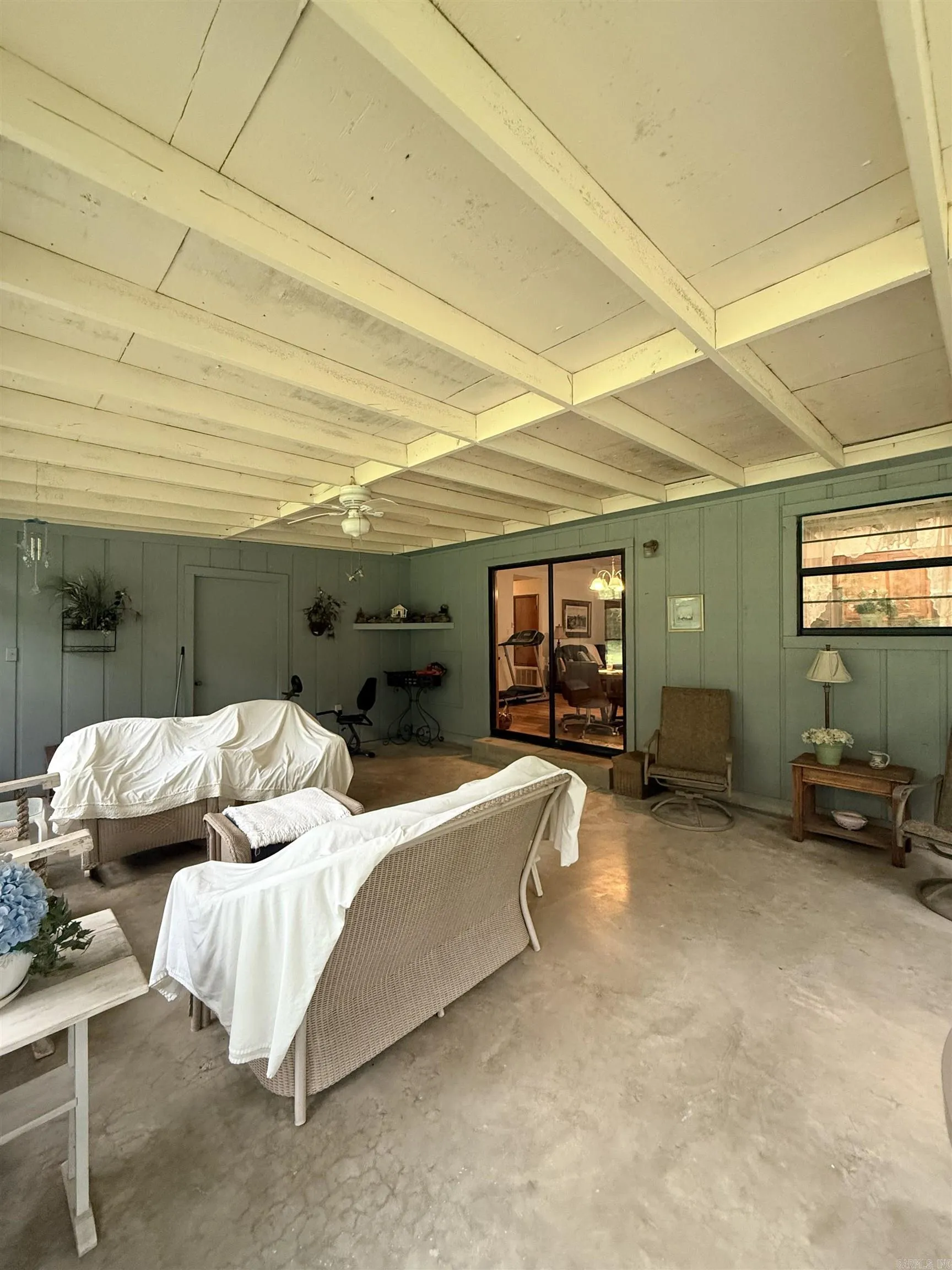 Property at 913  Matt - Image 3