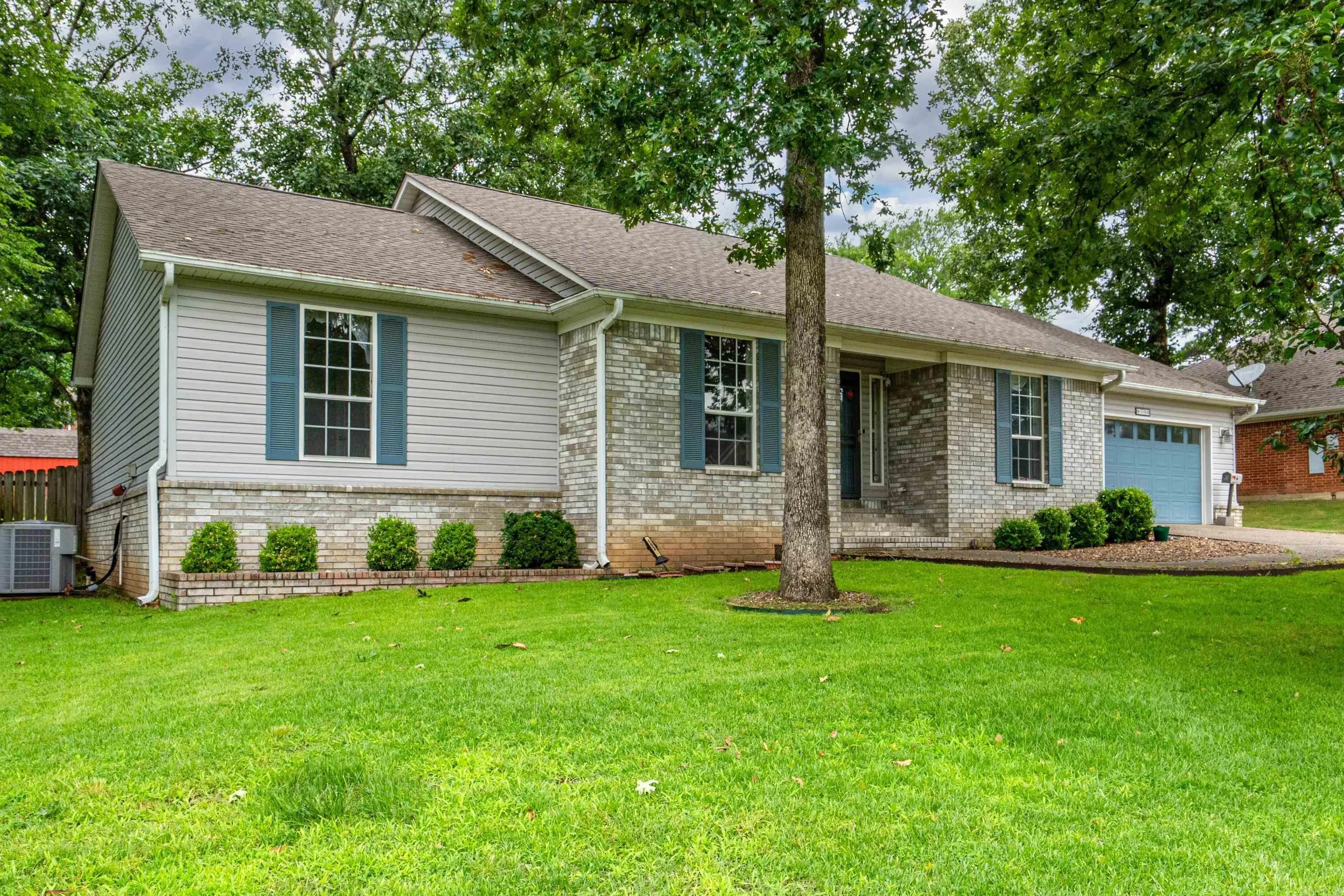 Property at 102  Doe run - Image 7