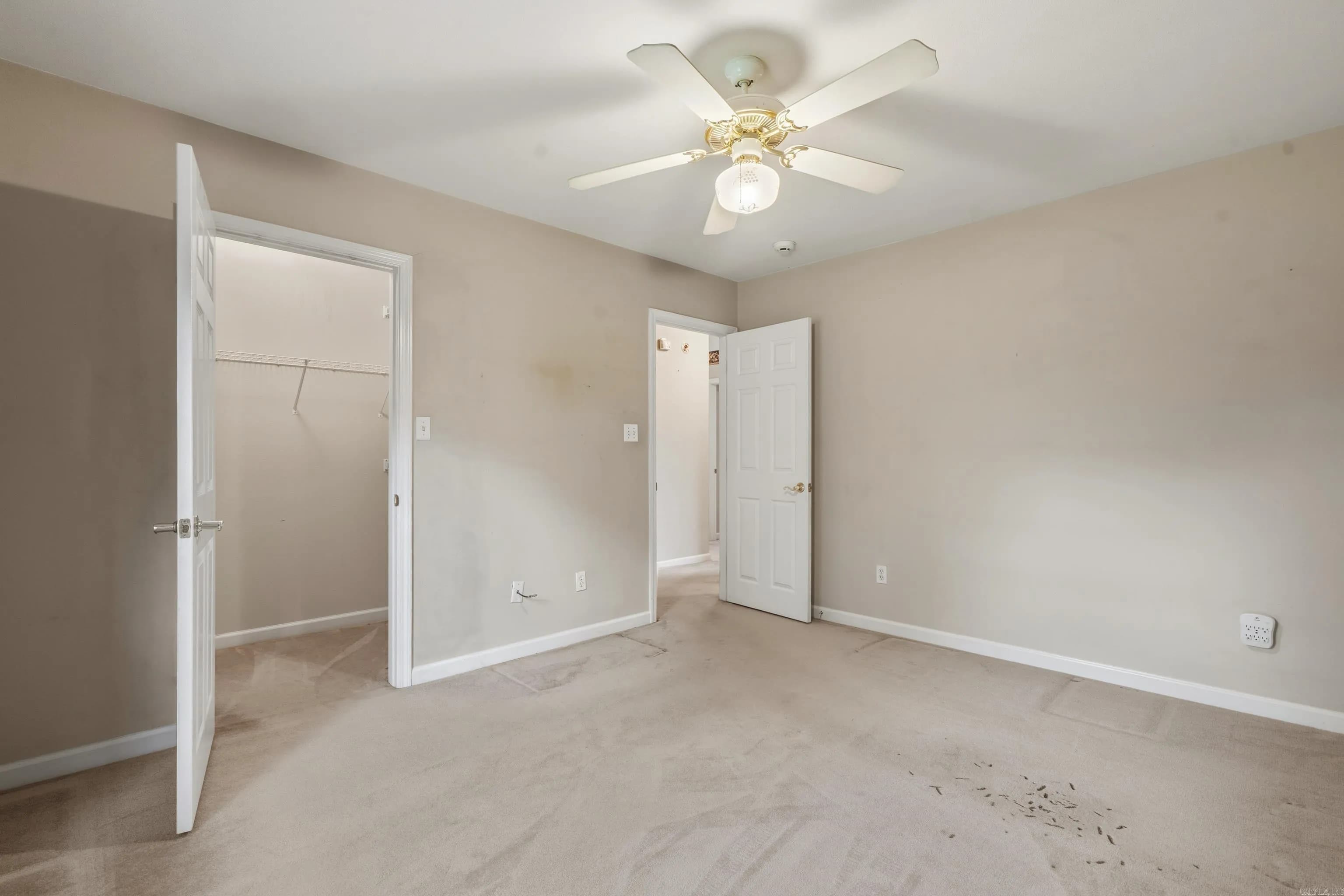 Property at 102  Doe run - Image 28