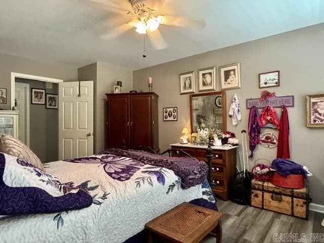 Property at 1410  Spinnenwebber - Image 27