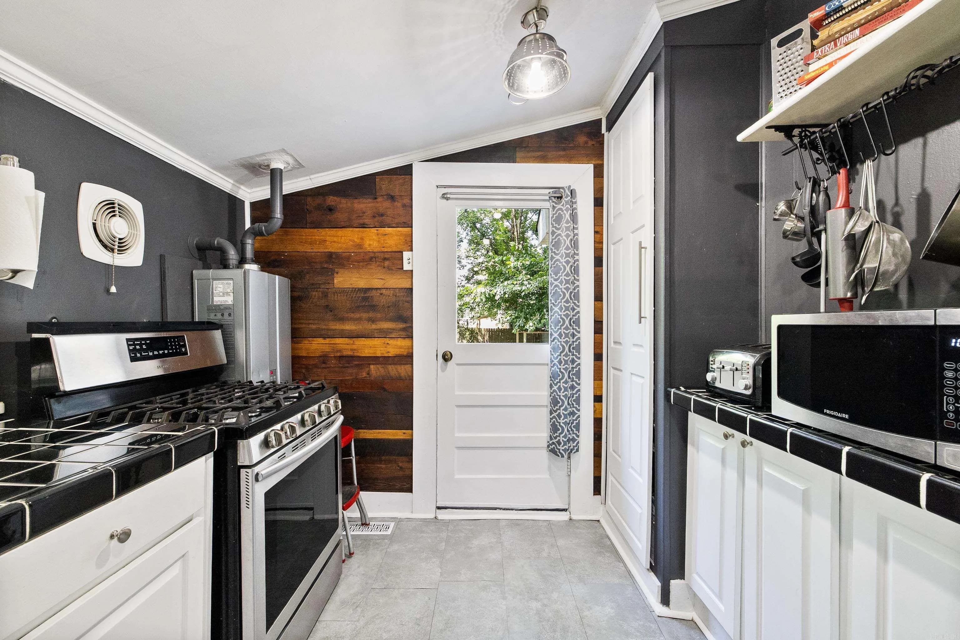 Property at 18411  Highway 300 - Image 3