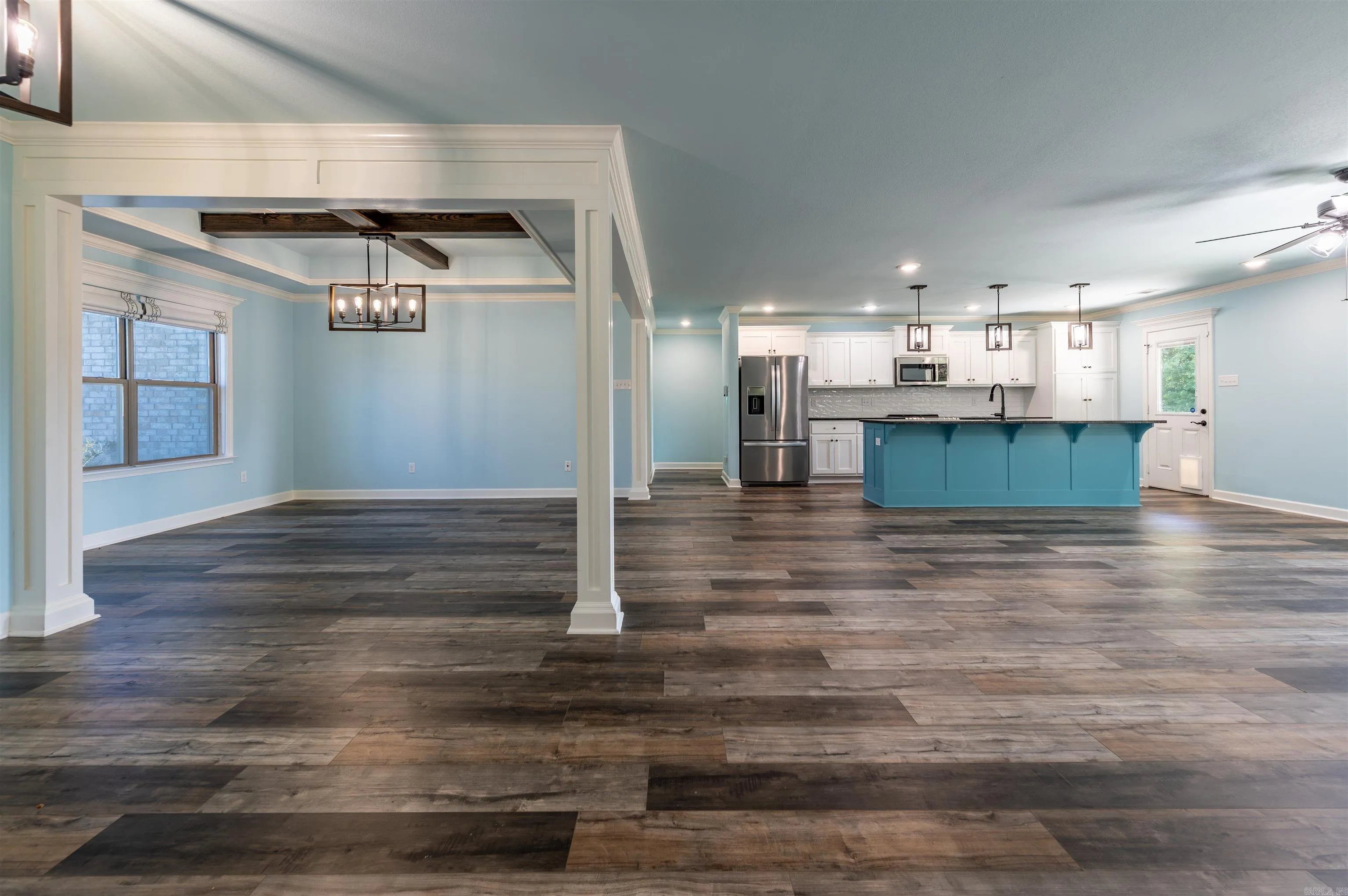 Property at 74  Cimarron - Image 8