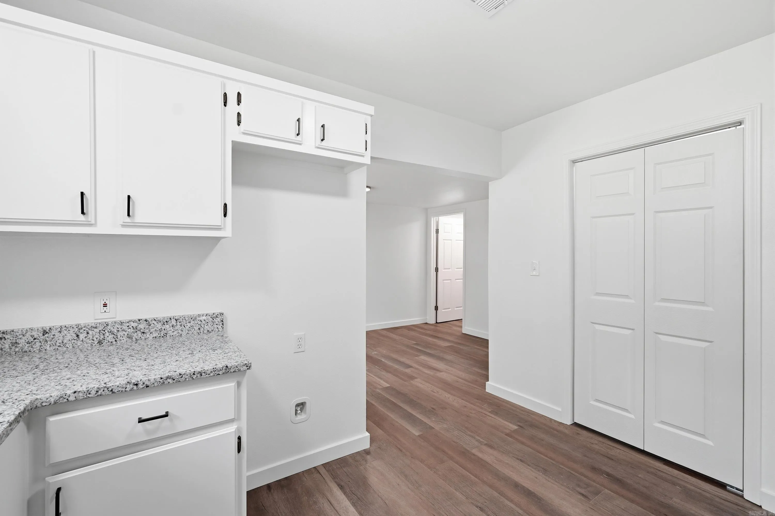 Property at 305 SW 3rd - Image 20