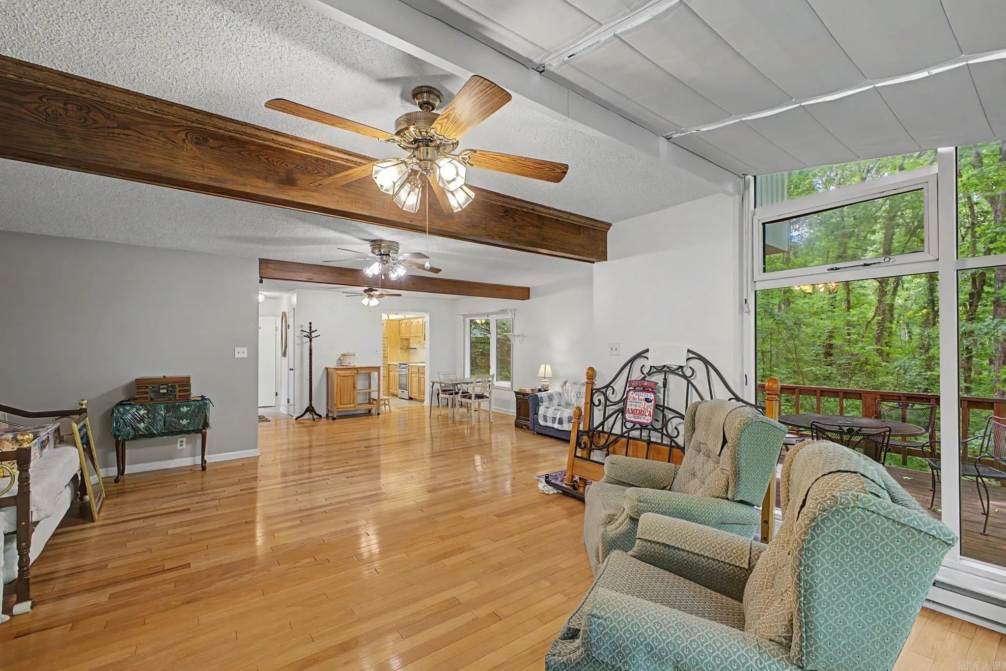 Property at 180  Cordero - Image 10