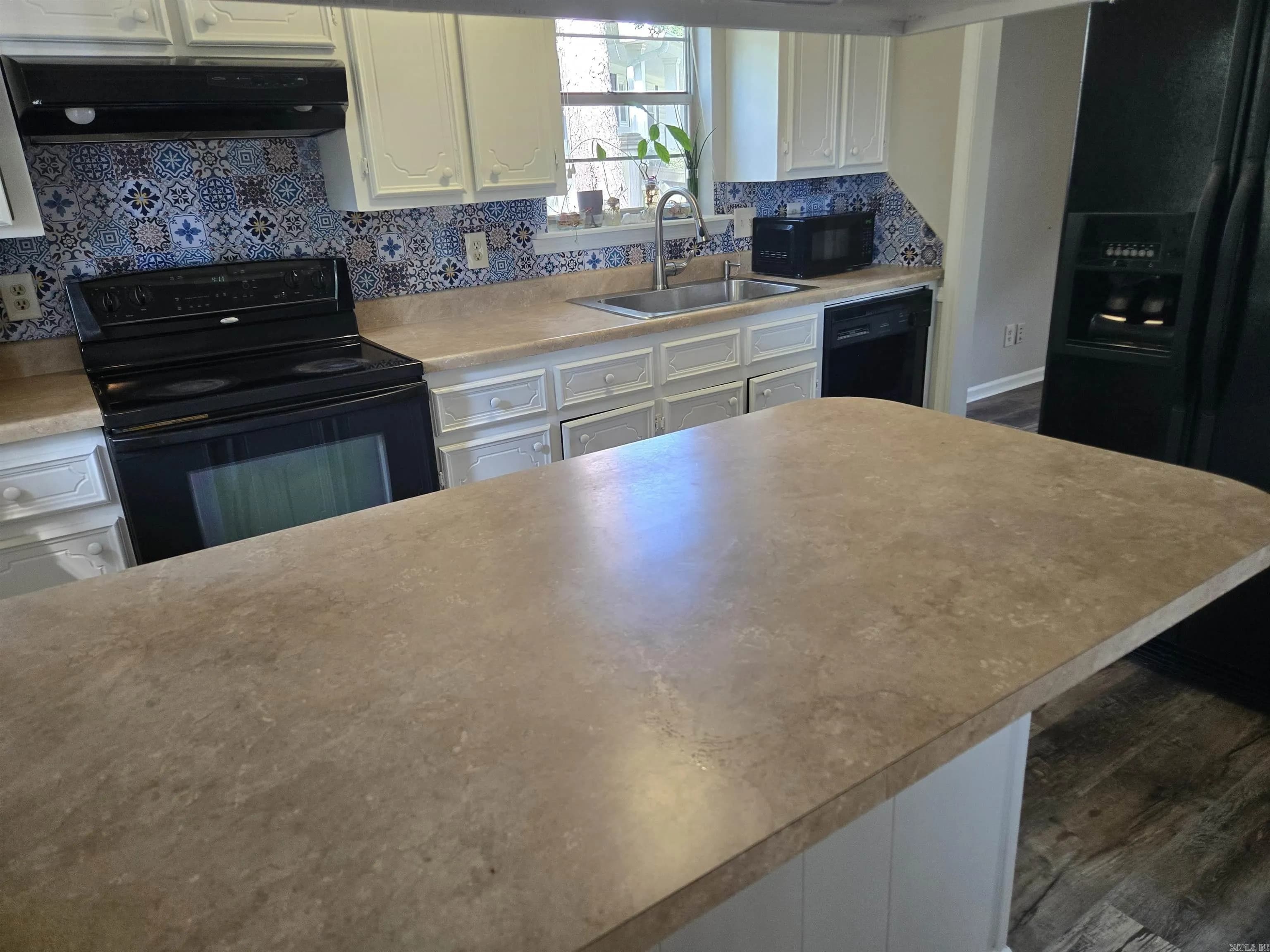 Property at 10  Flourite - Image 8