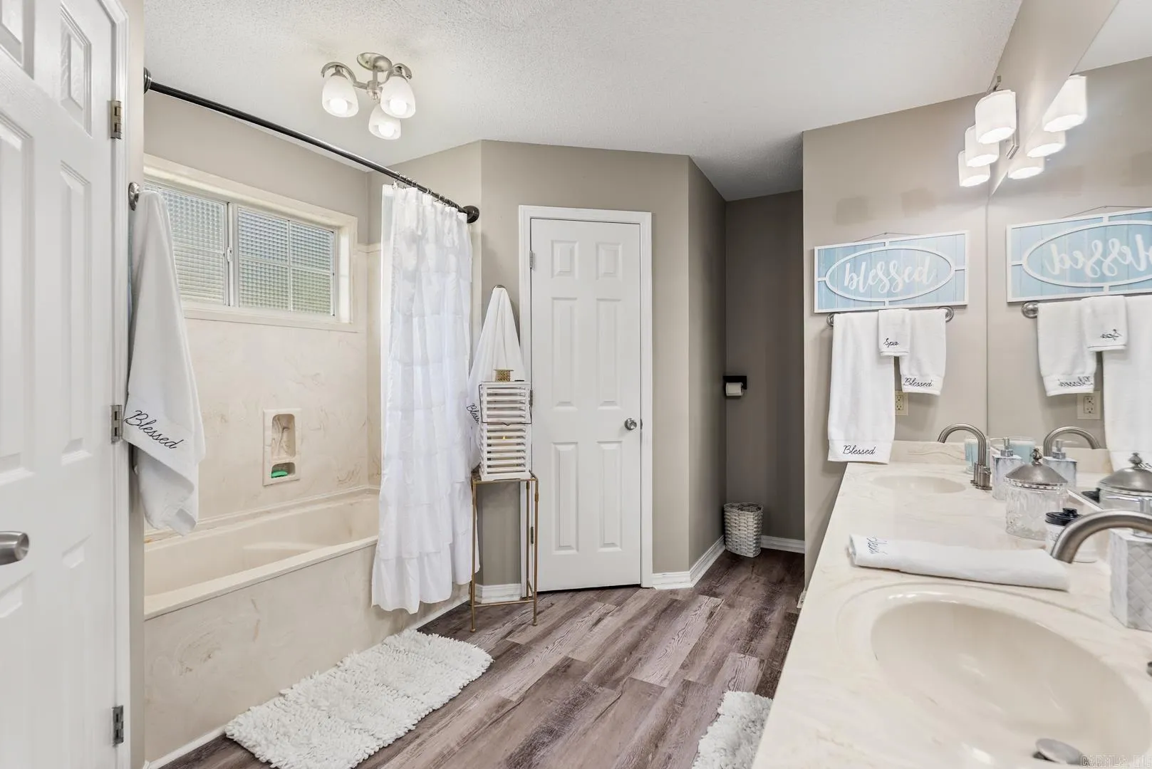 Property at 1044  Highland - Image 27