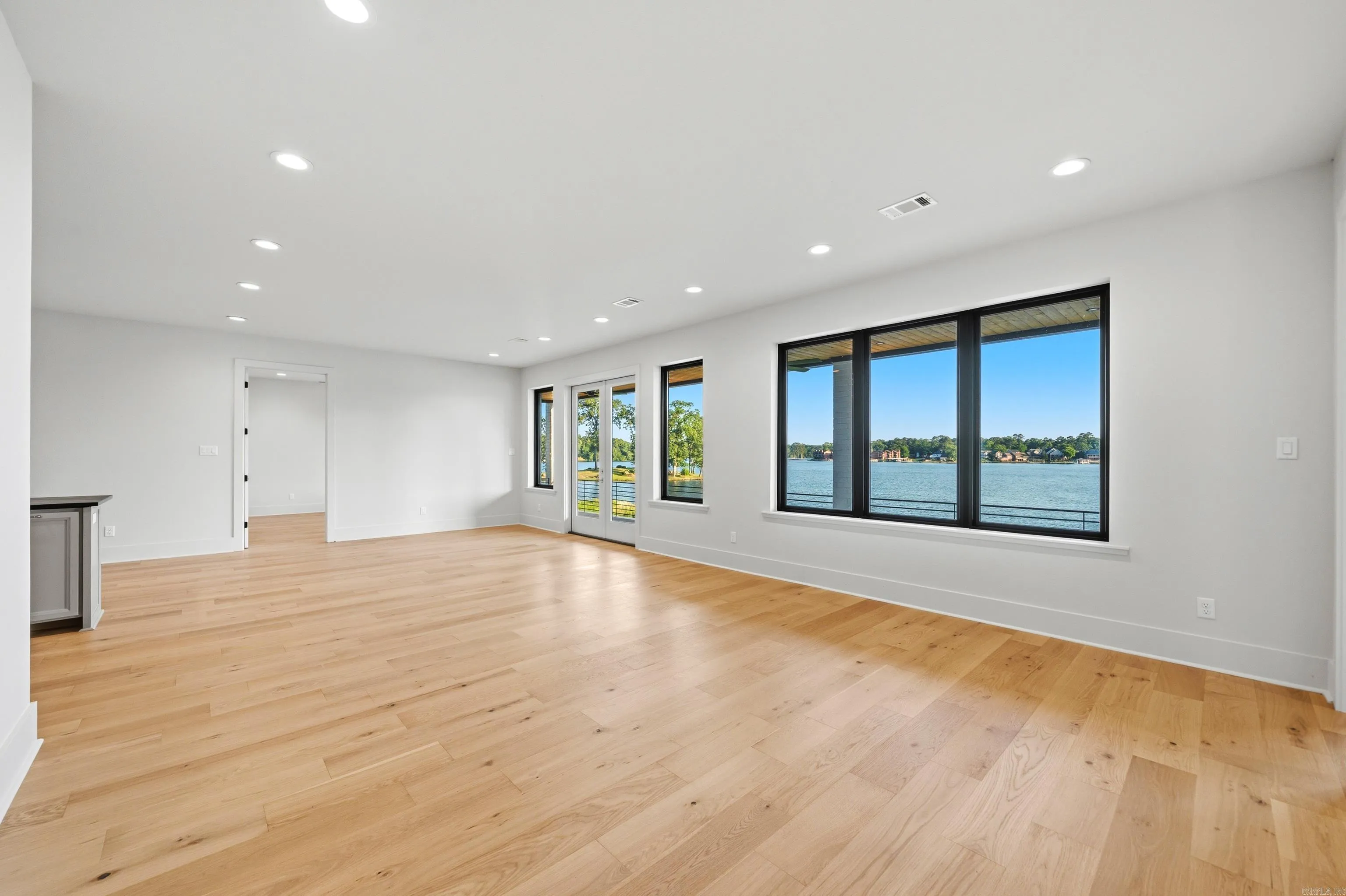 Property at 232  Post - Image 35