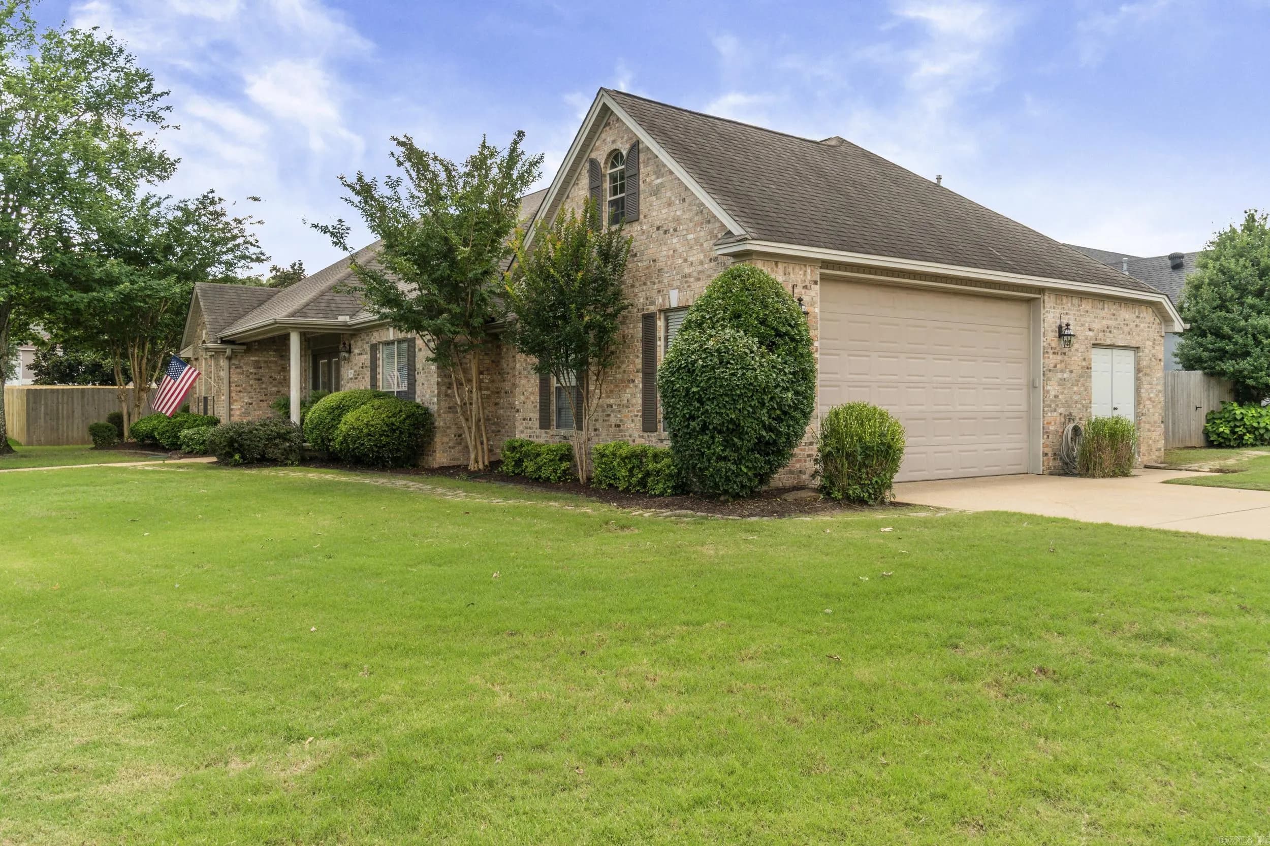 Property at 215  Hermitage - Image 24