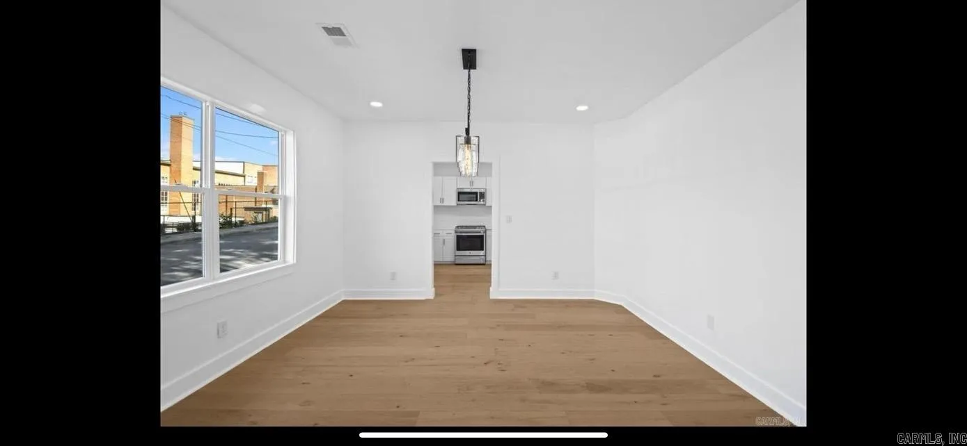 Property at 2501  Maple - Image 6