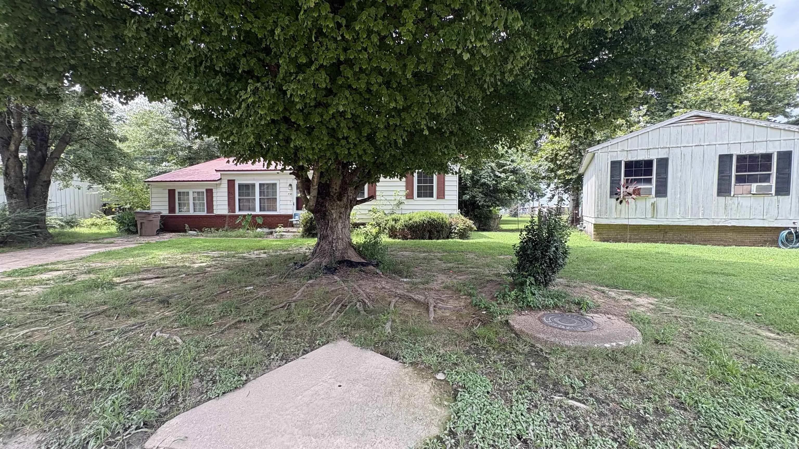 Property at 730  Sherwood dr - Image 8