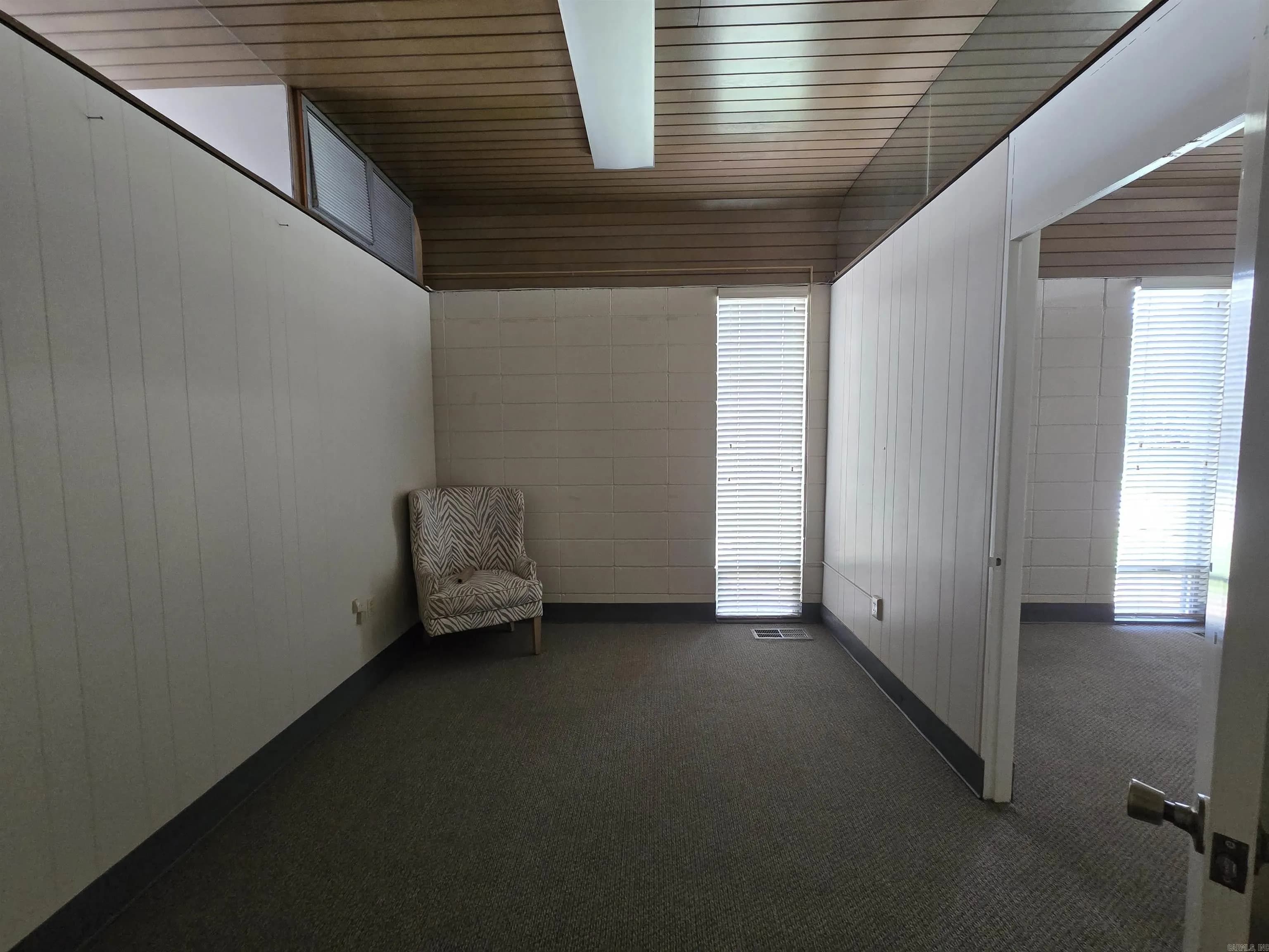 Property at 916  Garland - Image 7