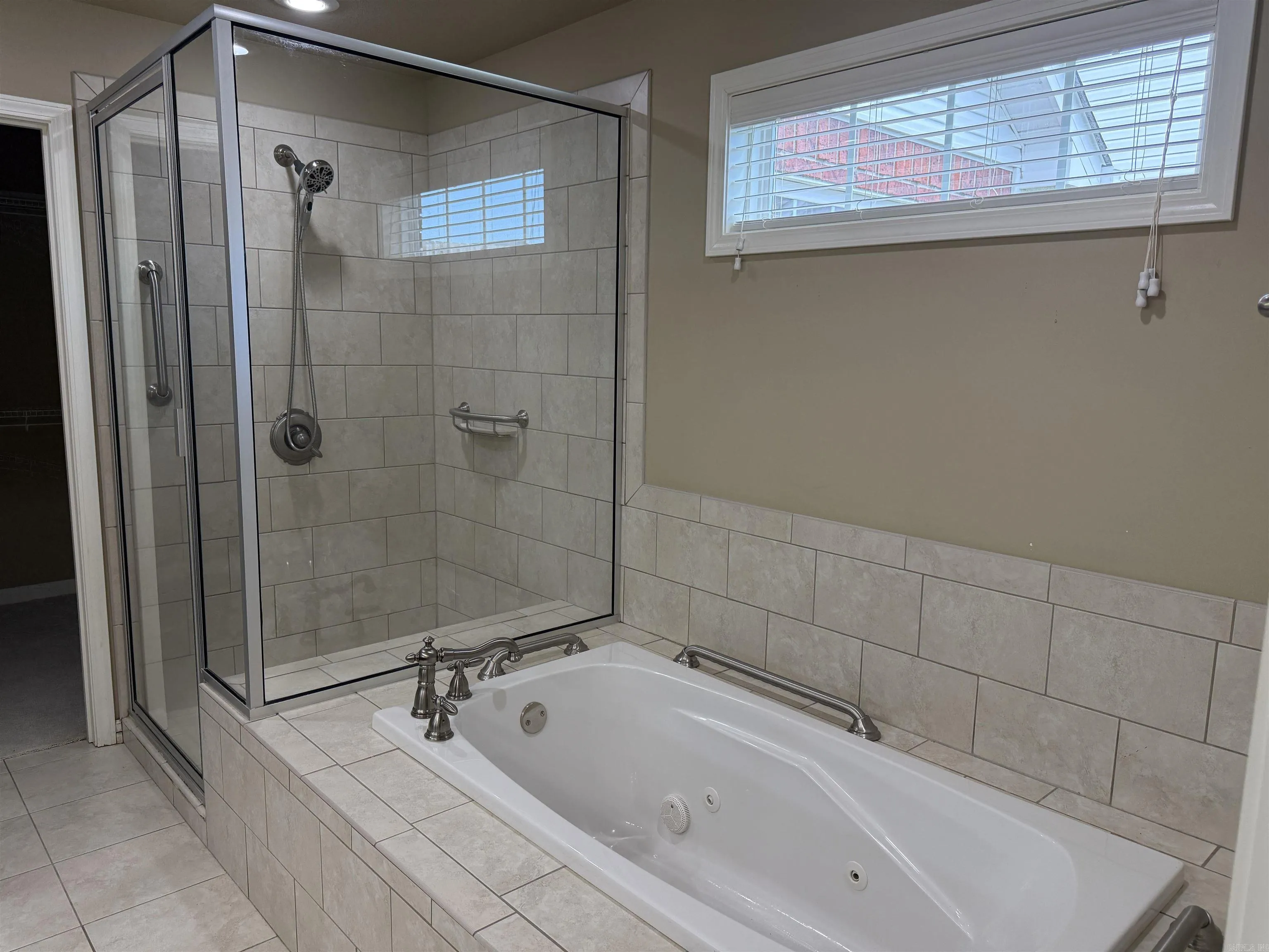 Property at 12  Enclave - Image 21