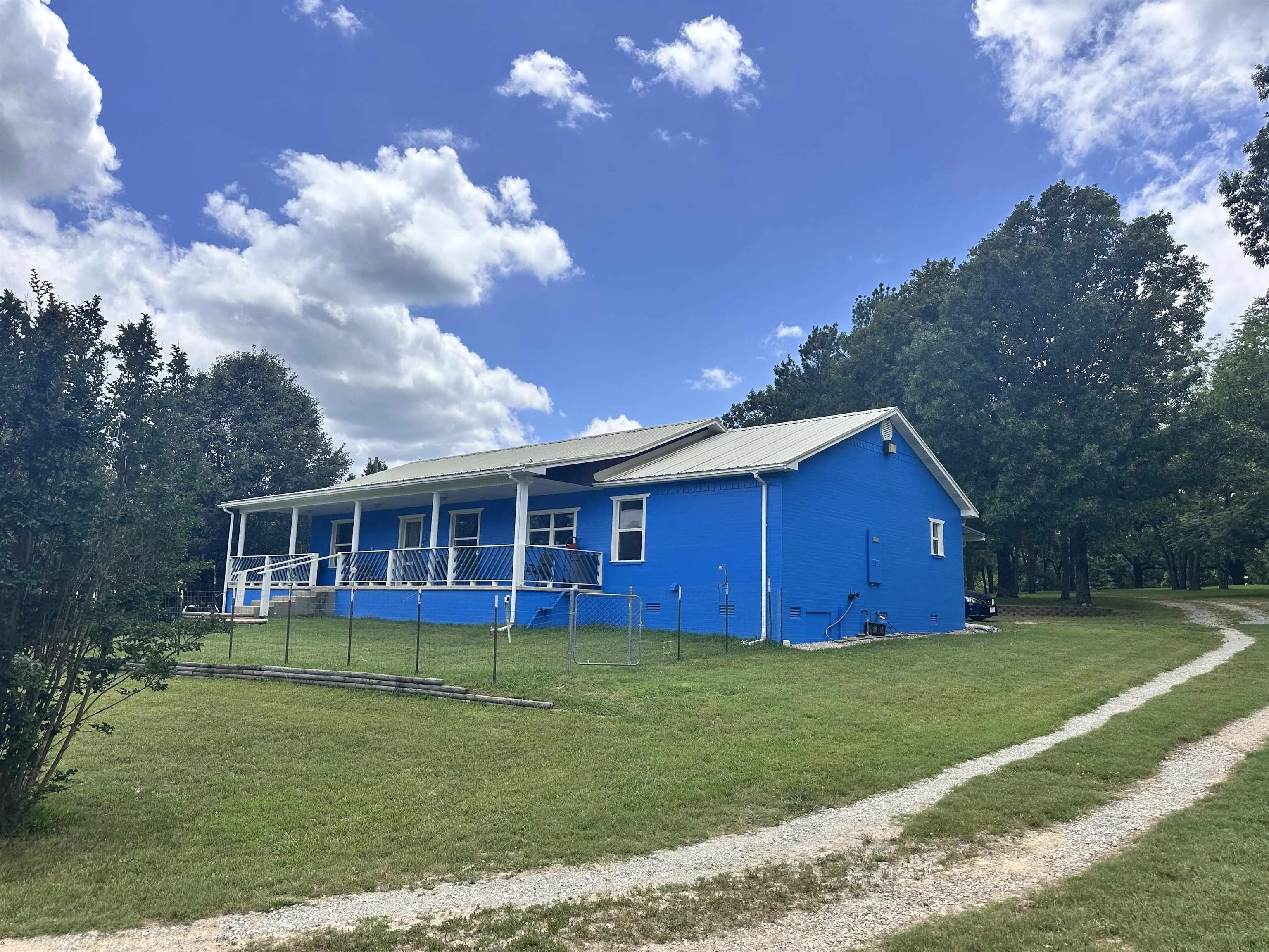 Property at 1311  Blevins abbott - Image 4