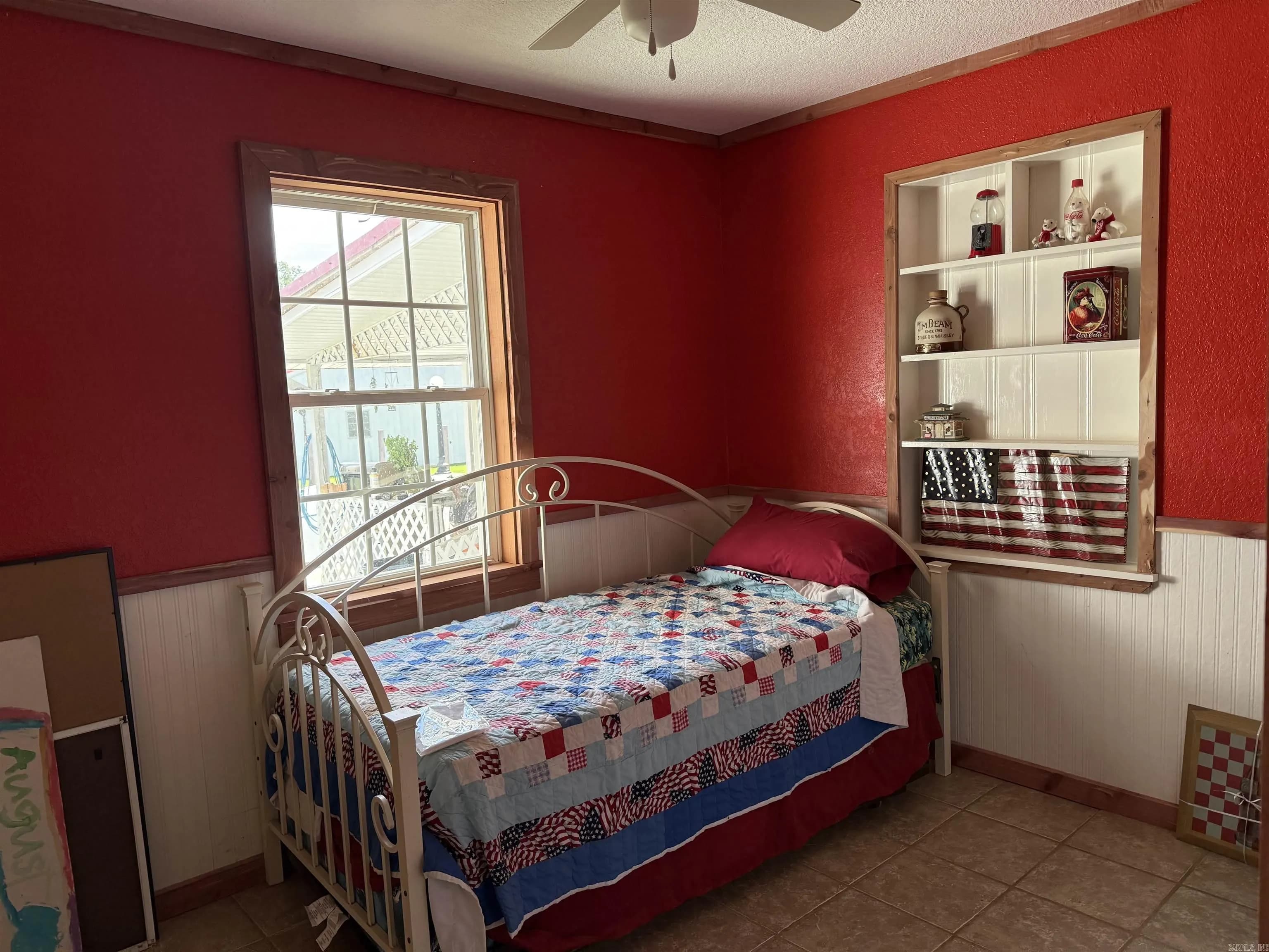 Property at 1212  Gayler - Image 11