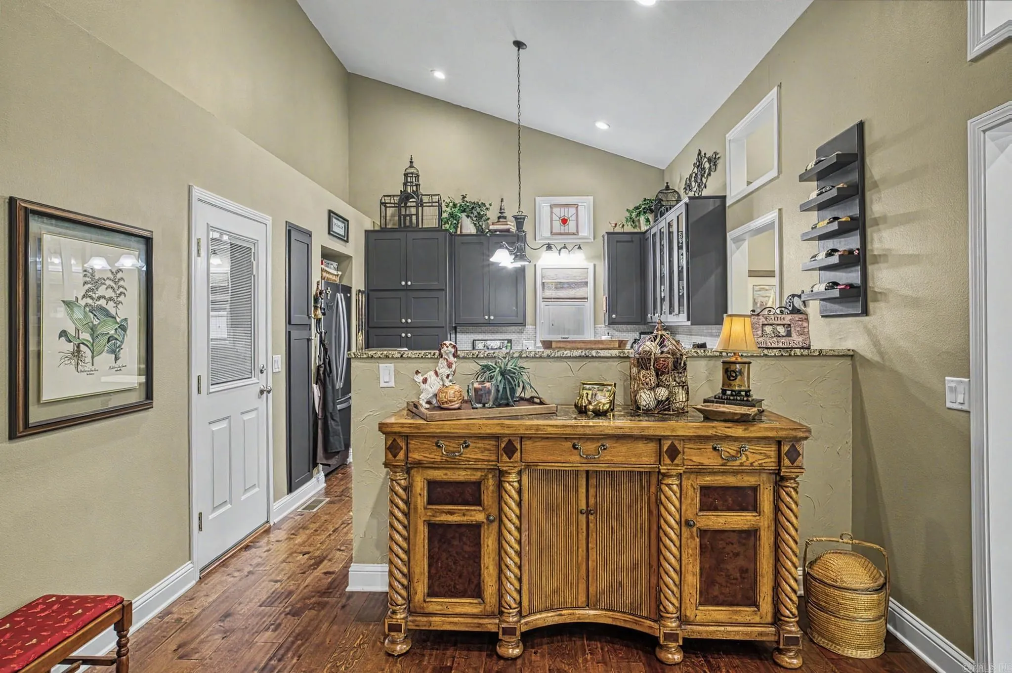 Property at 10  Alarcon - Image 14