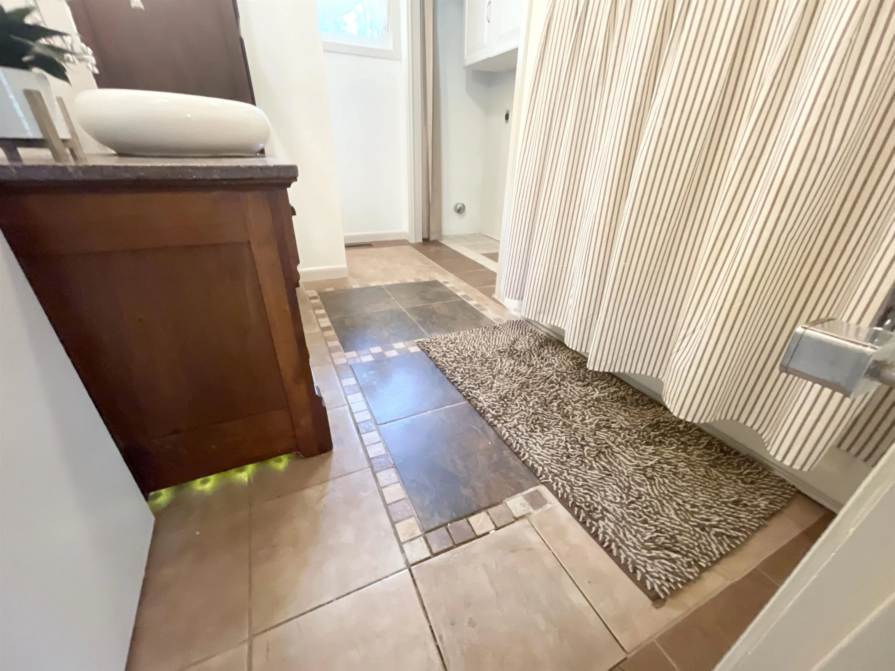 Property at 74  Enid - Image 25