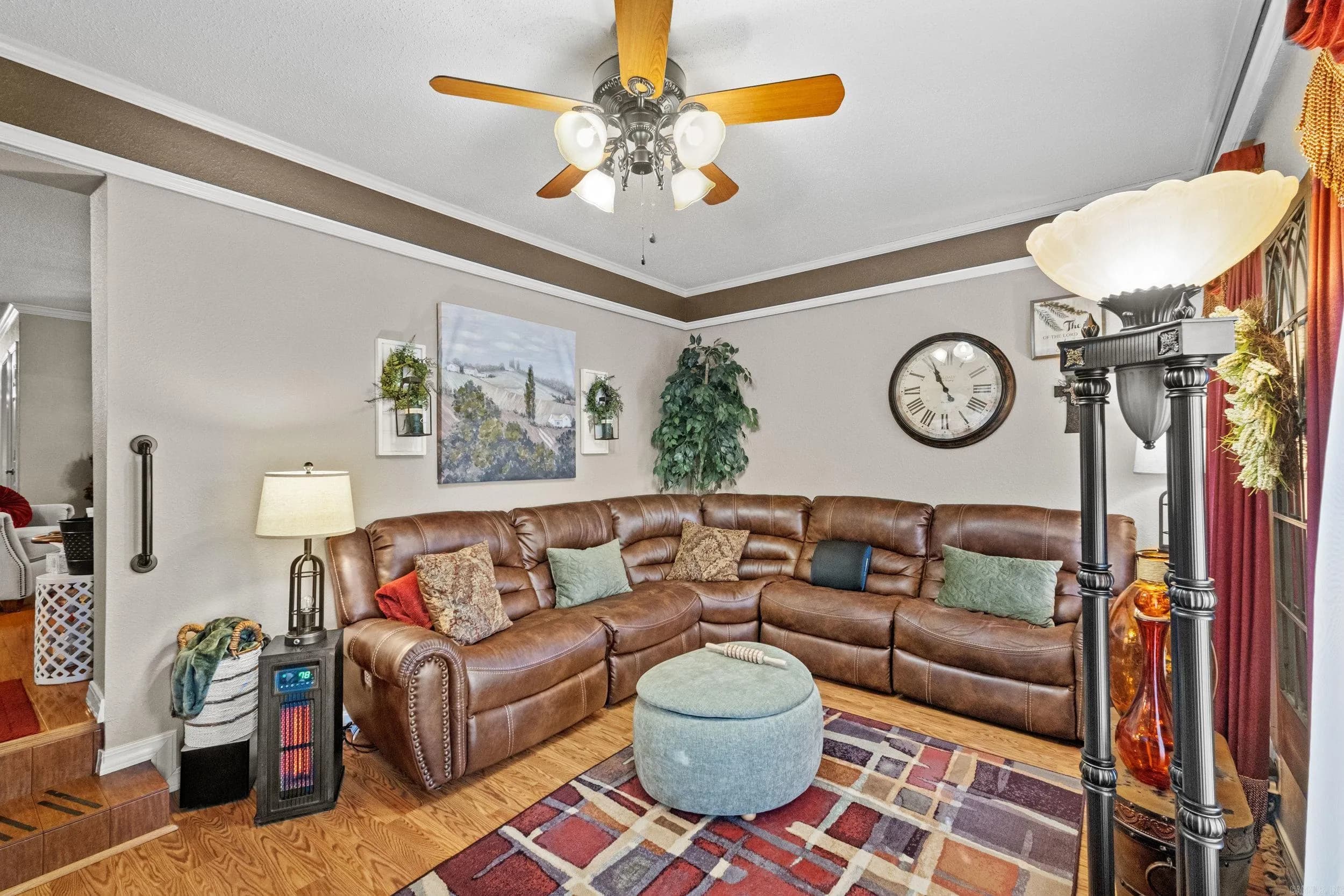 Property at 113  Woodlawn - Image 10