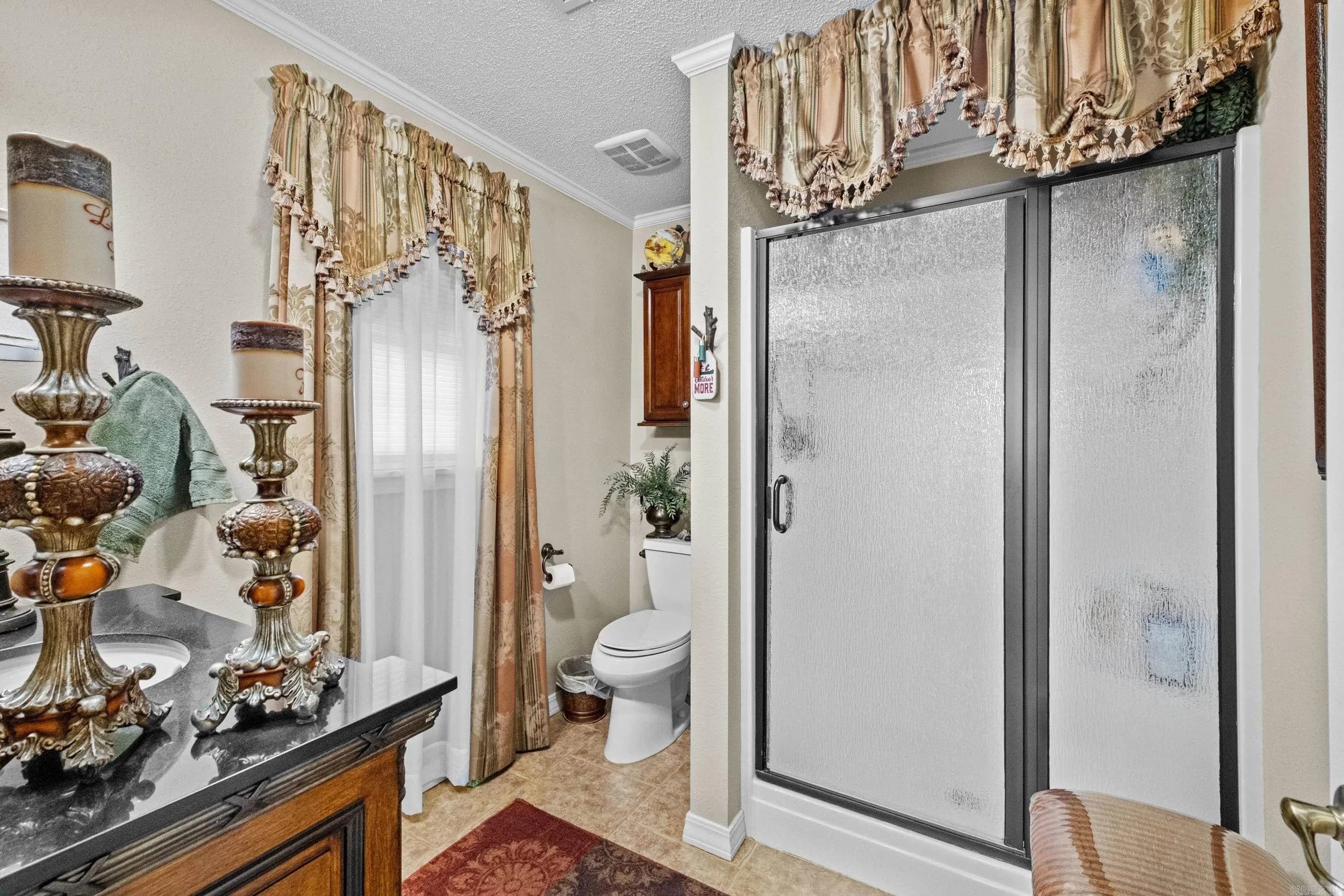 Property at 113  Woodlawn - Image 24