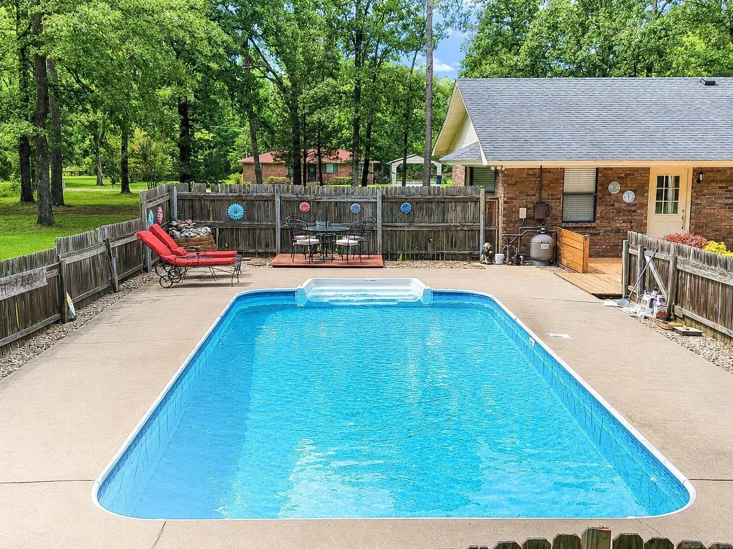 Property at 2711  Cook - Image 22