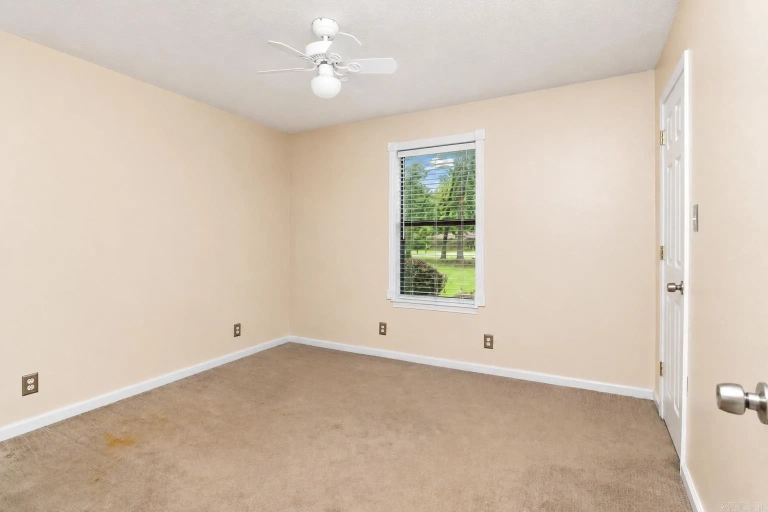 Property at 2711  Cook - Image 14