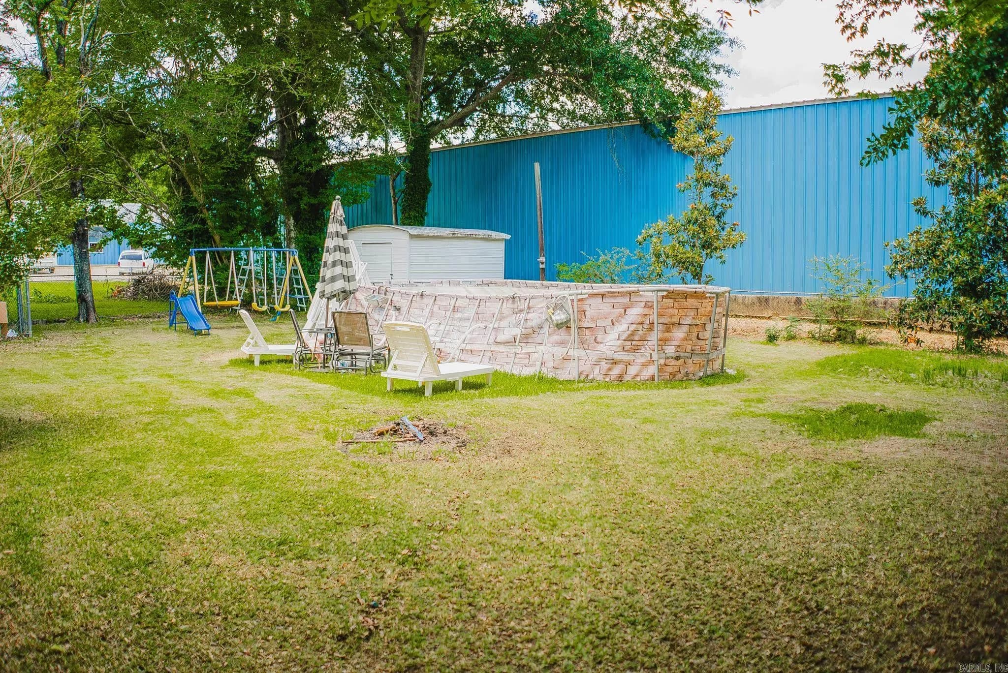 Property at 209 E Shelton - Image 43
