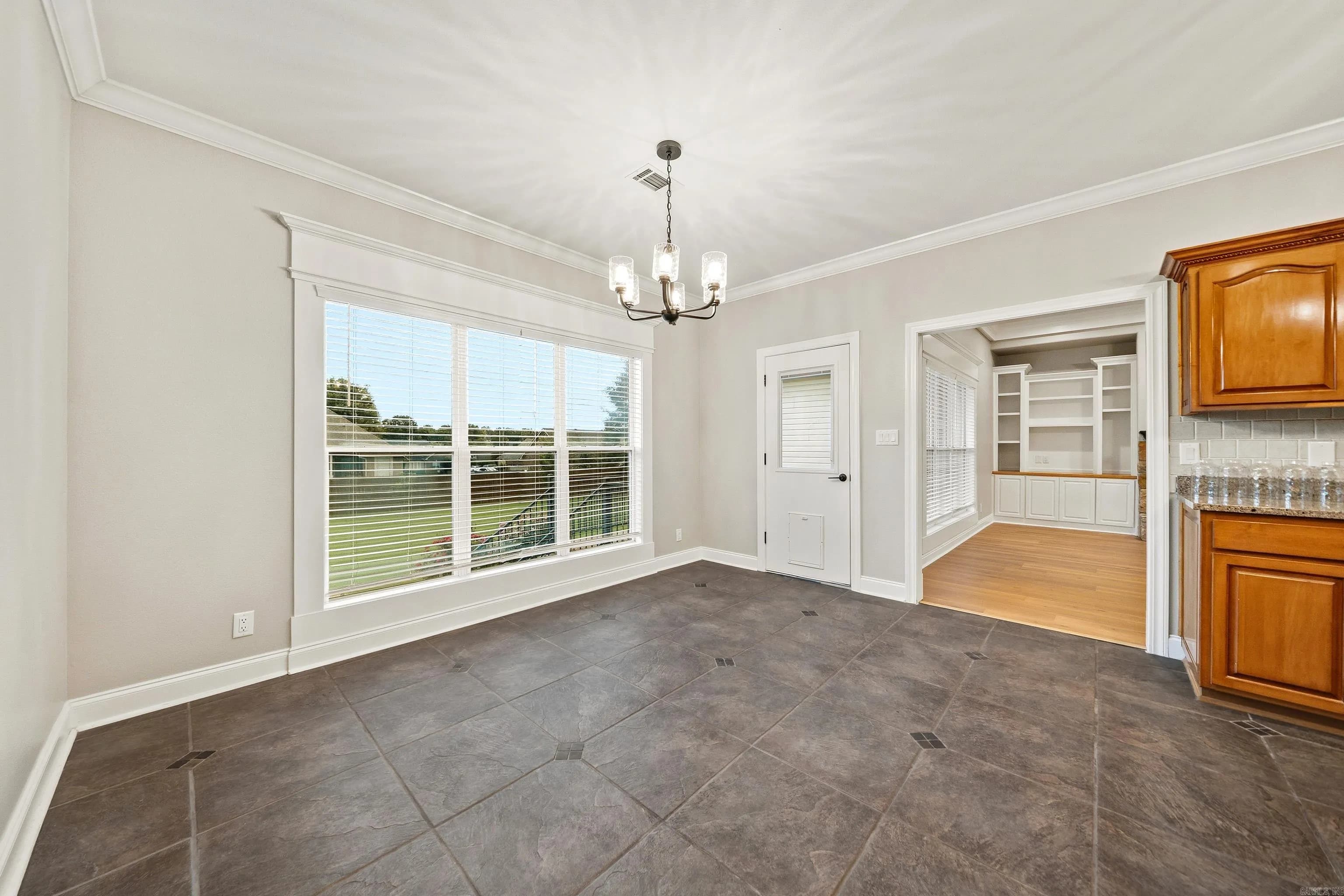 Property at 207  Quail ridge - Image 17