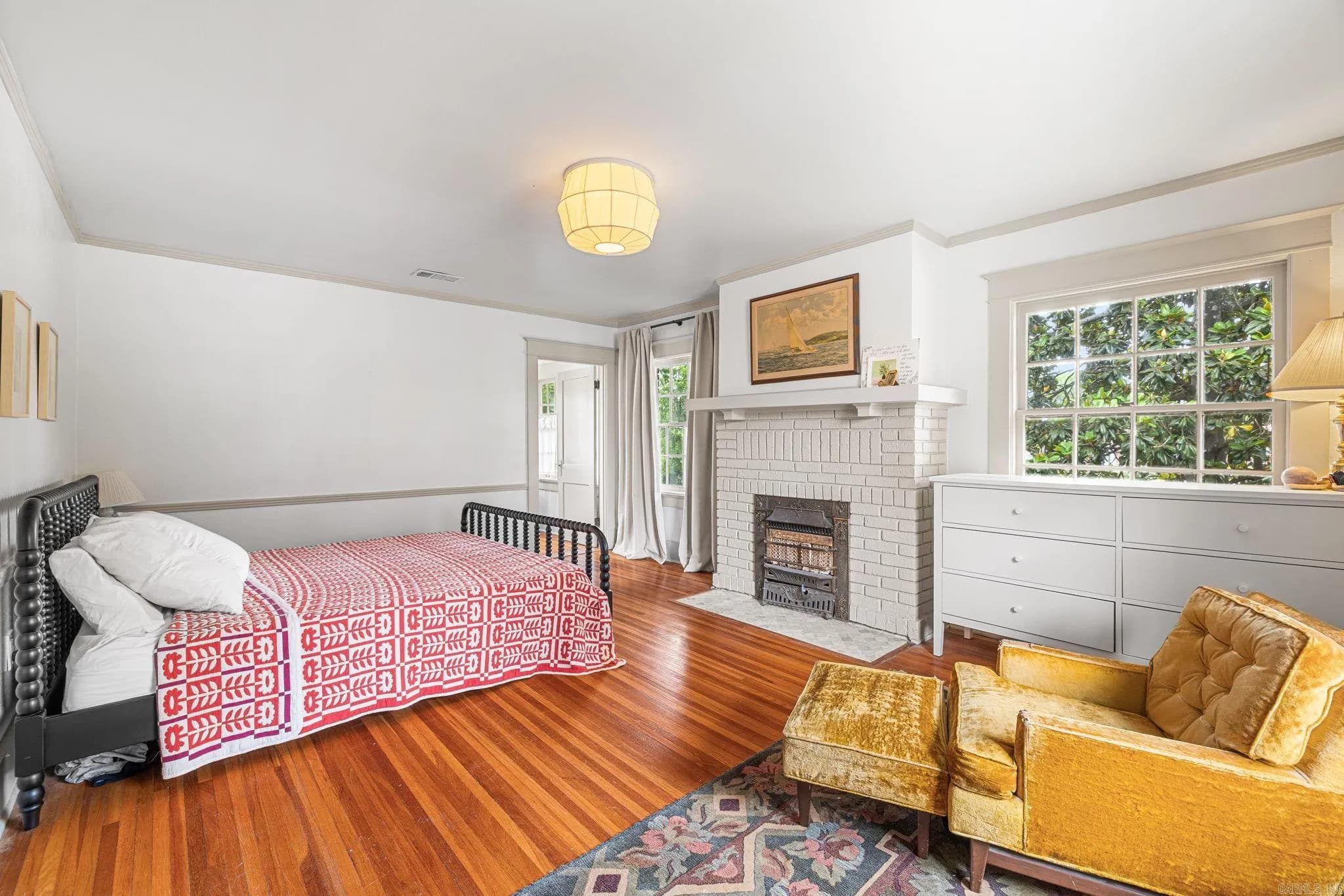 Property at 1901  Broadway - Image 26