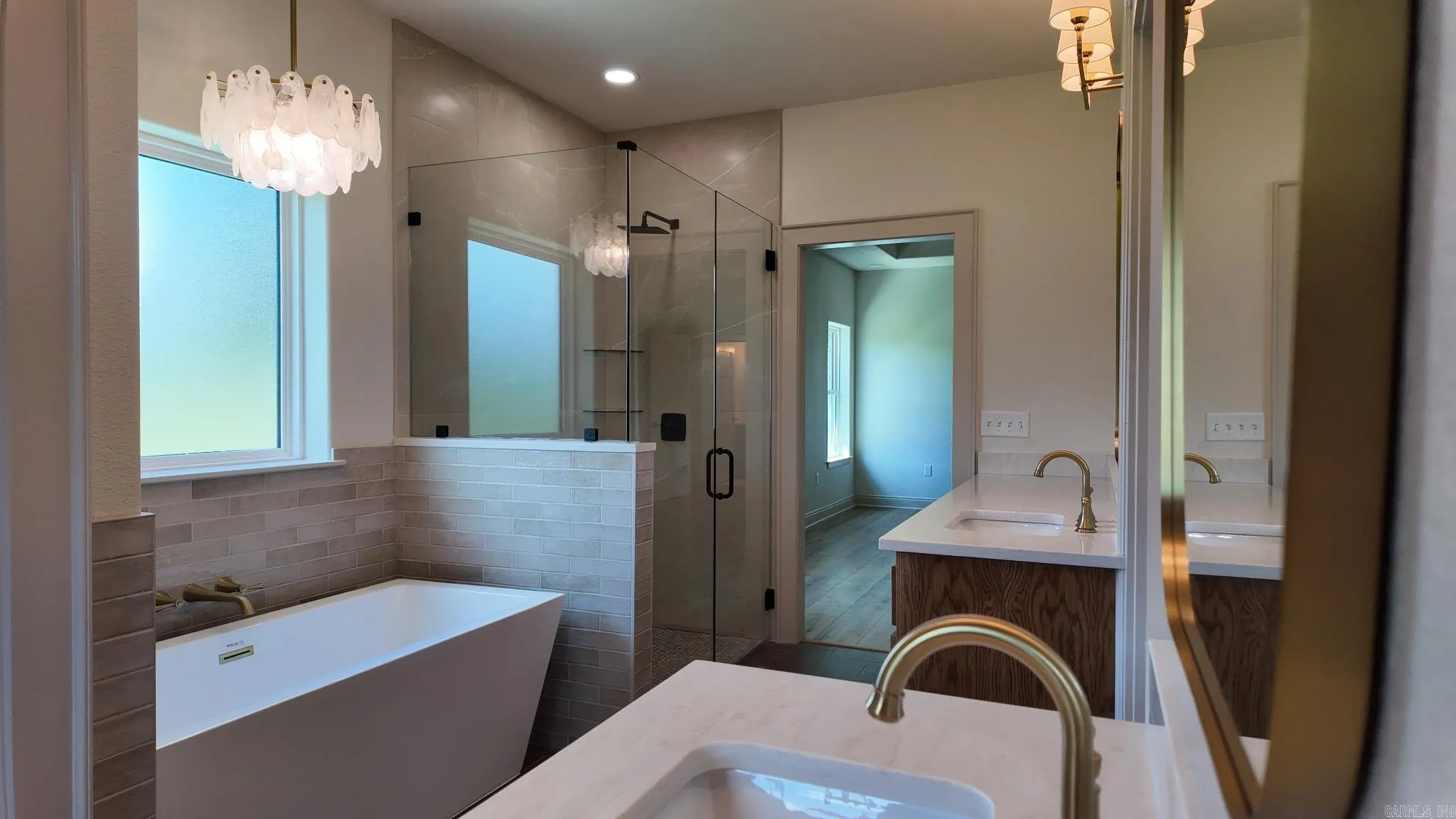 Property at 105  Laurie dr - Image 35