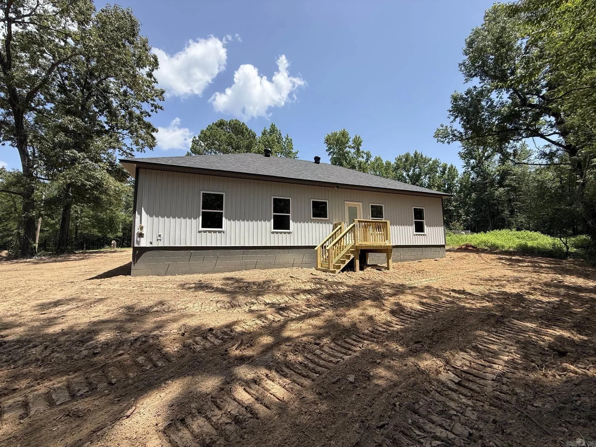 Property at 43 W Hills - Image 33
