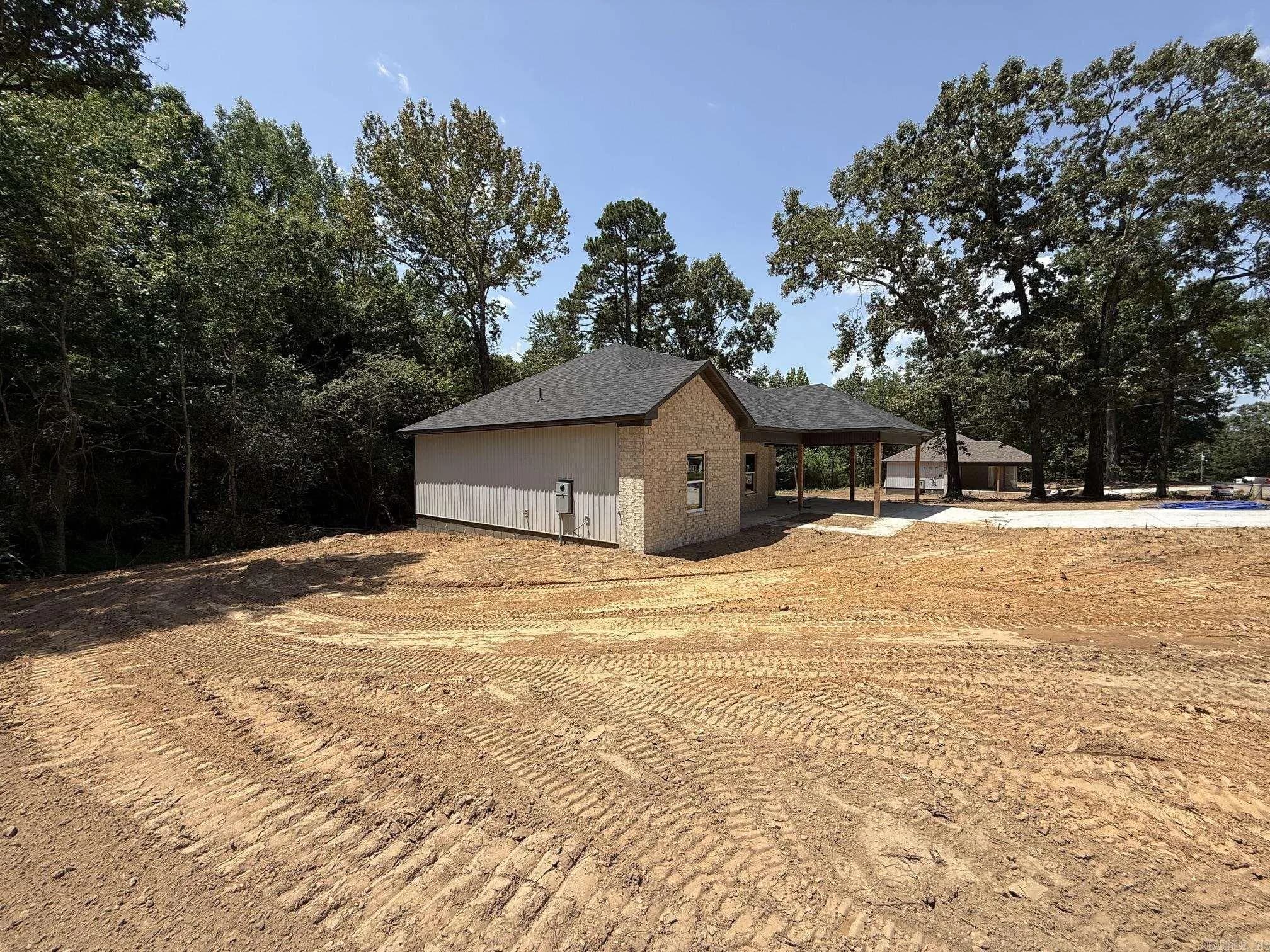 Property at 43 W Hills - Image 4