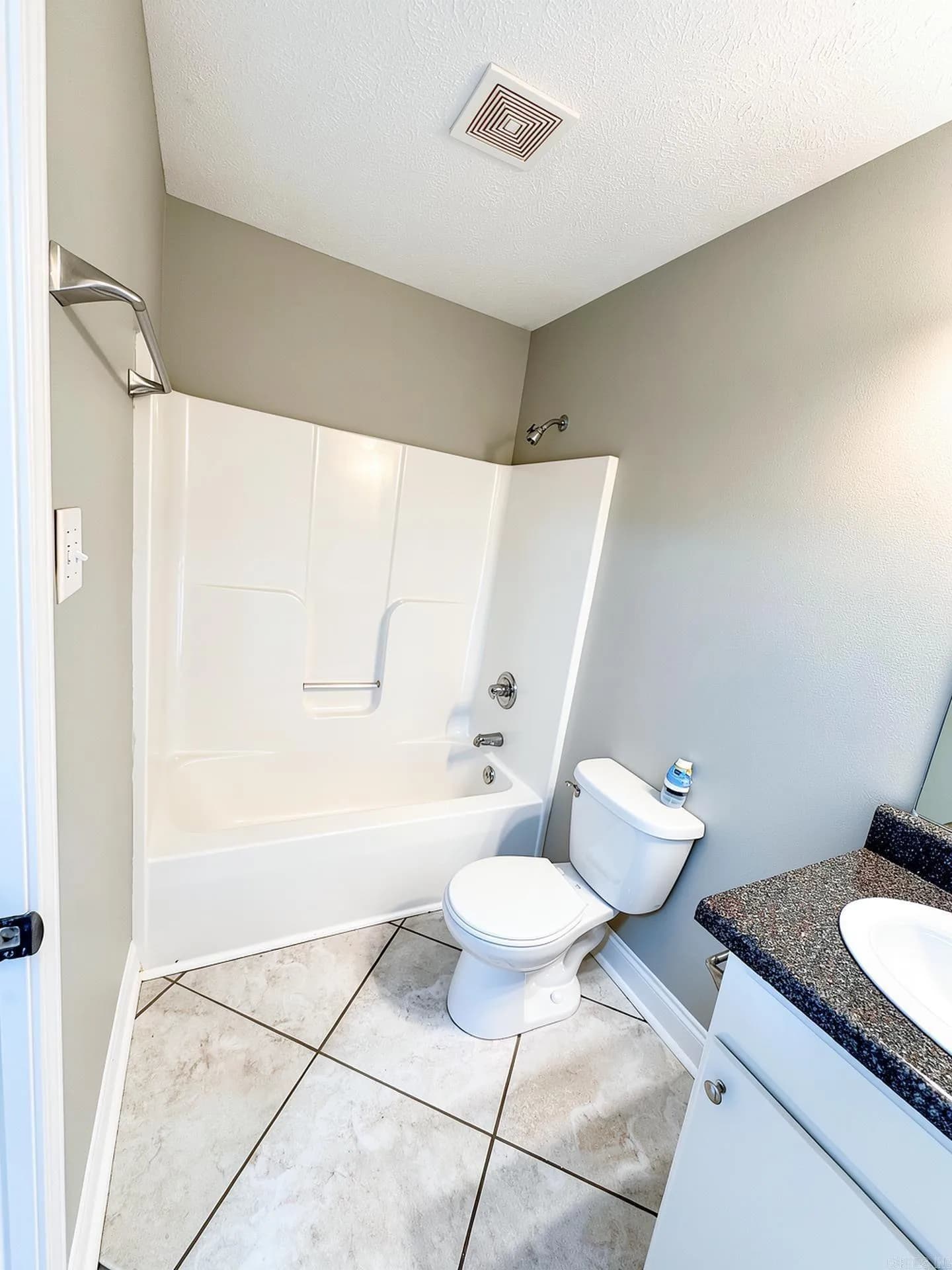 Property at 325  Clint - Image 15
